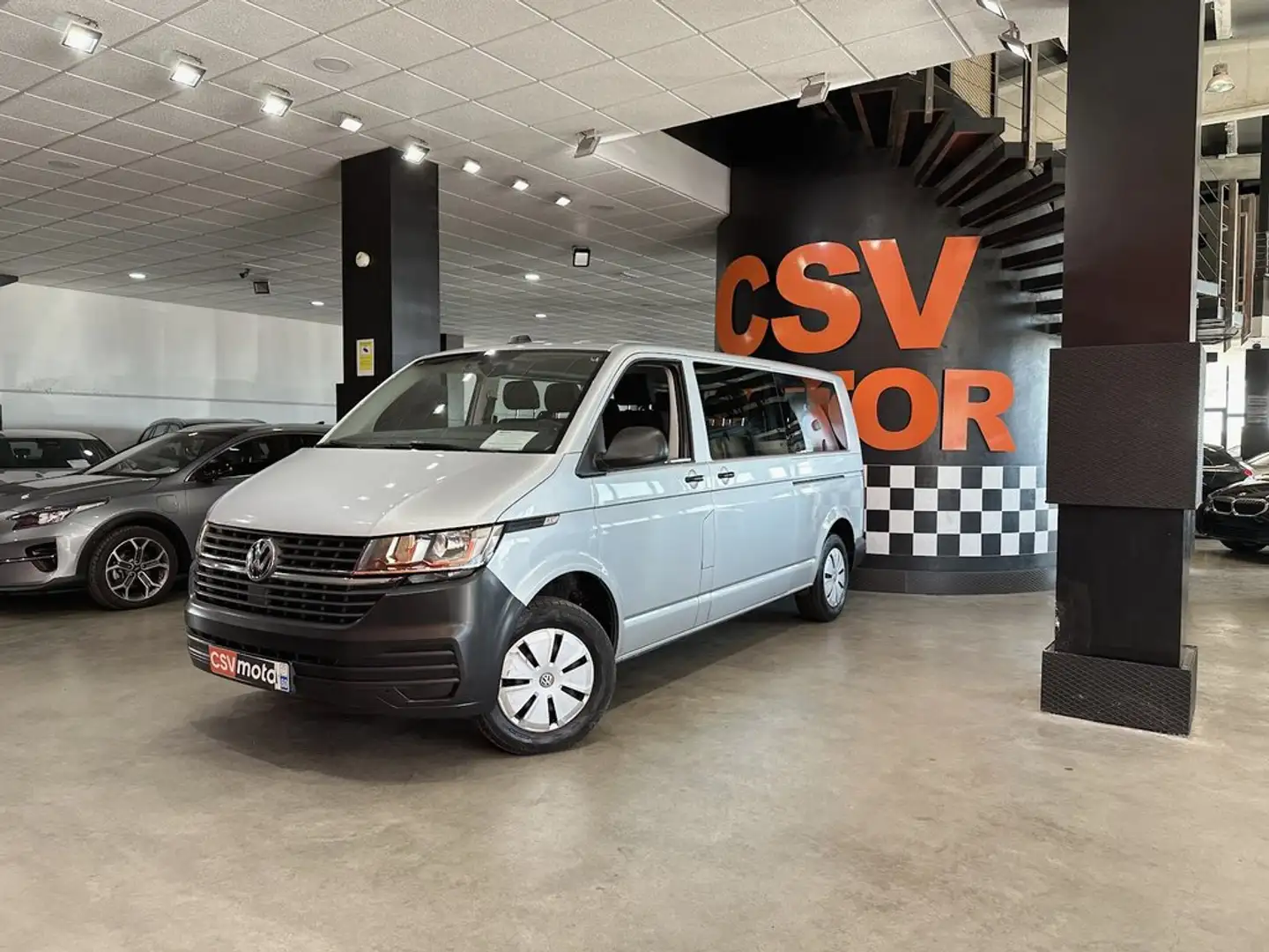 Volkswagen Transporter KOMBI LARGO TA 2.0 TDI 81KW 110CV BMT - 2
