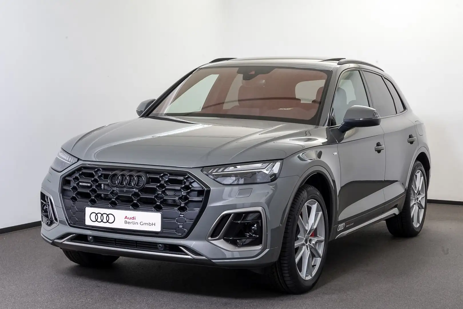Audi Q5 S line 55 TFSI e quattro  S tronic Grau - 2
