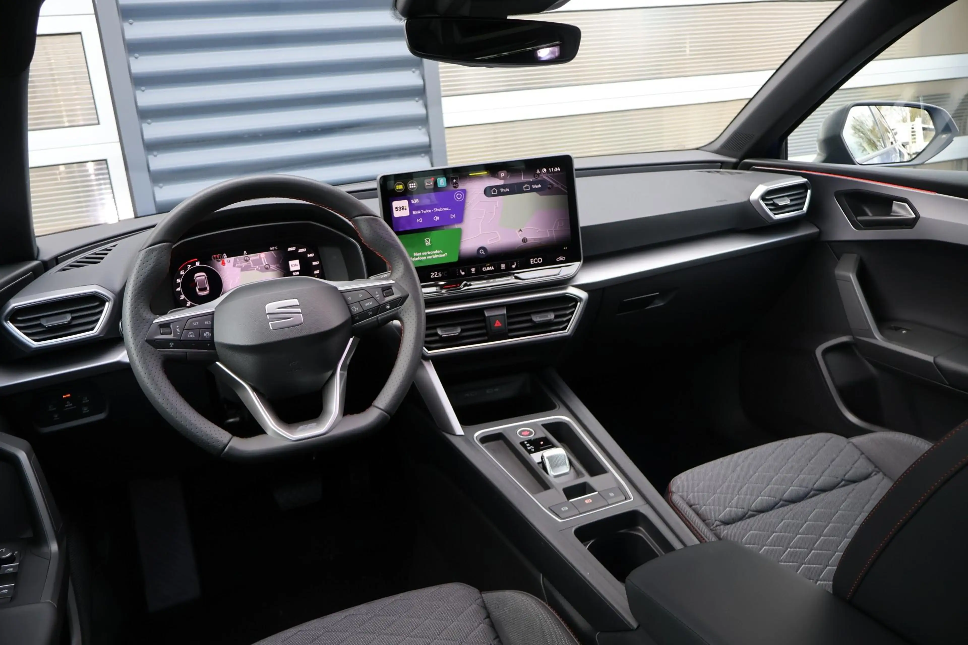 SEAT Leon e-Hybrid Sportstourer 1.5 TSI 204pk FR Business | Trekhaak — photo 5