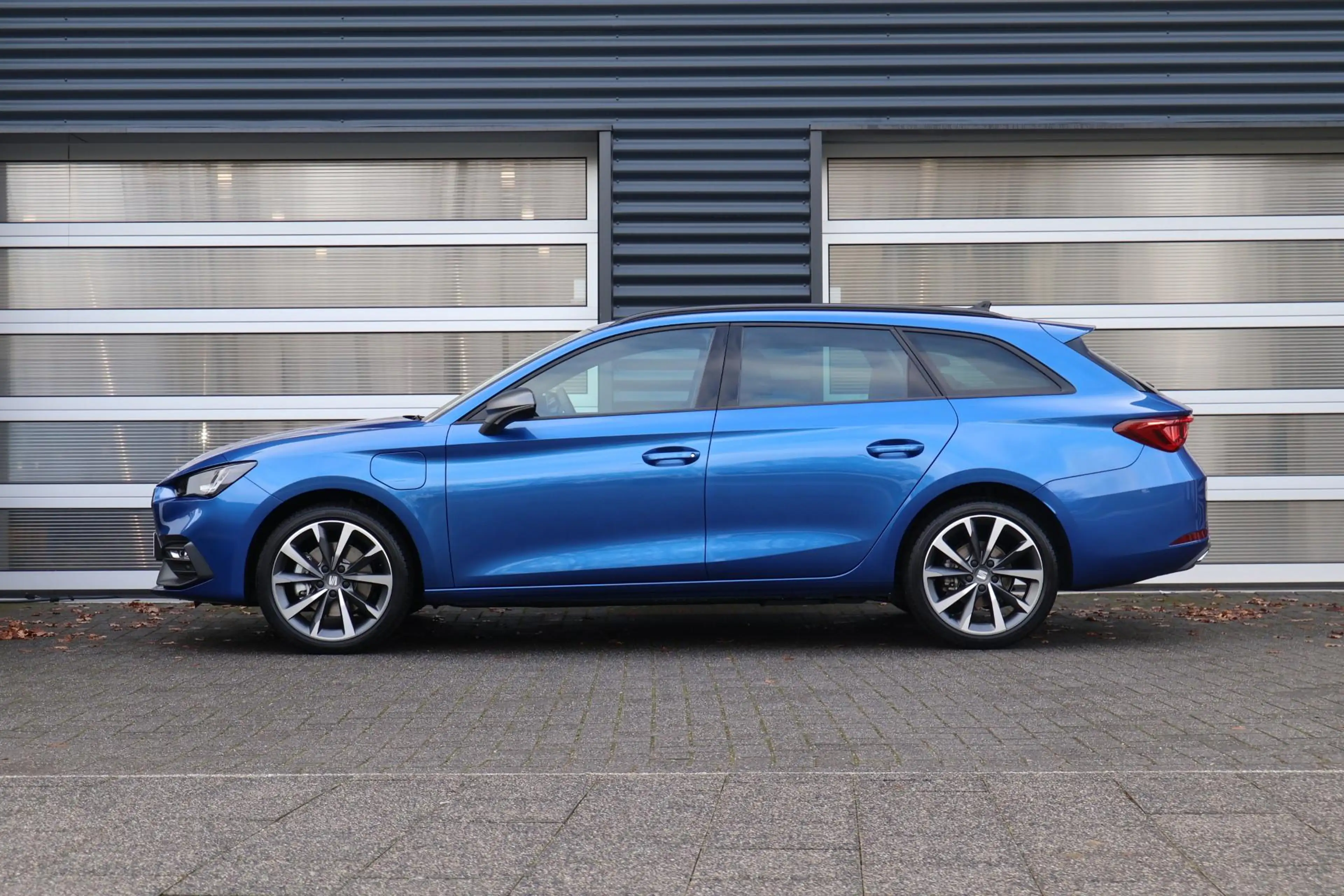 SEAT Leon e-Hybrid Sportstourer 1.5 TSI 204pk FR Business | Trekhaak — photo 13