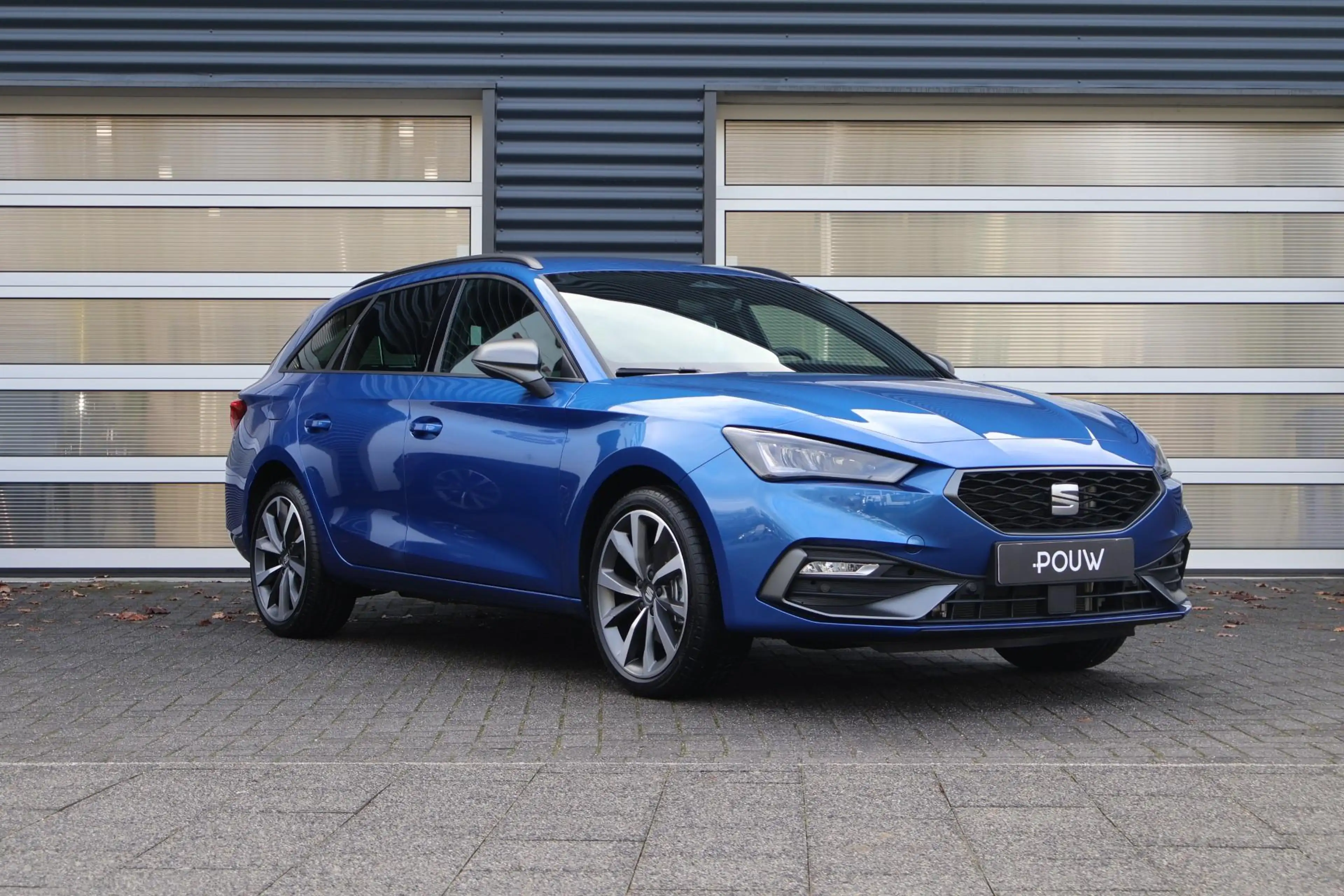 SEAT Leon e-Hybrid Sportstourer 1.5 TSI 204pk FR Business | Trekhaak — photo 8