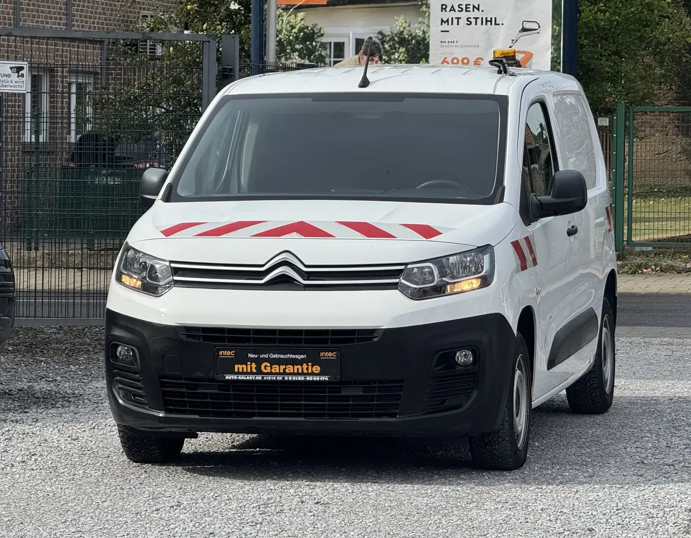 Citroen Berlingo Club M/L1*1.Hand*PDC*Klima*Bluetooth Blanc - 2