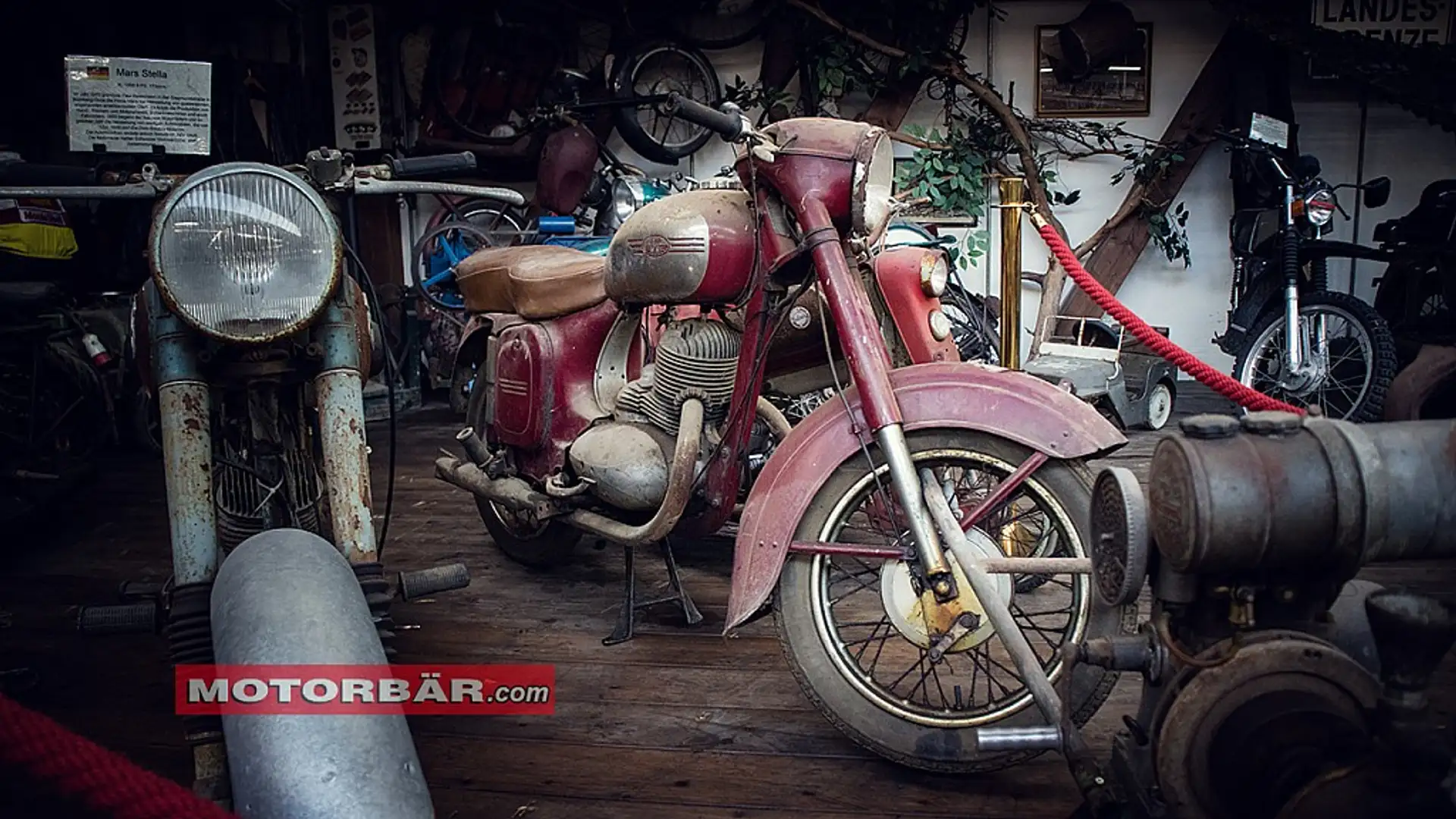 Jawa 250 250 Rot - 1