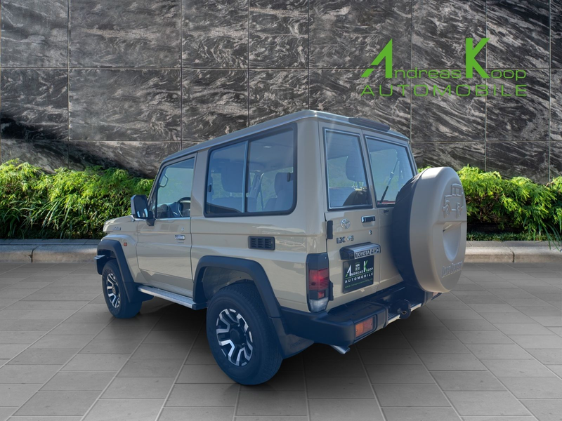 Toyota Land Cruiser GDJ 71 SDLX+ Autom LED Leder SOFORT — photo 4