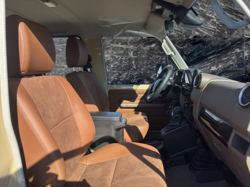 Toyota Land Cruiser GDJ 71 SDLX+ Autom LED Leder SOFORT — photo 9