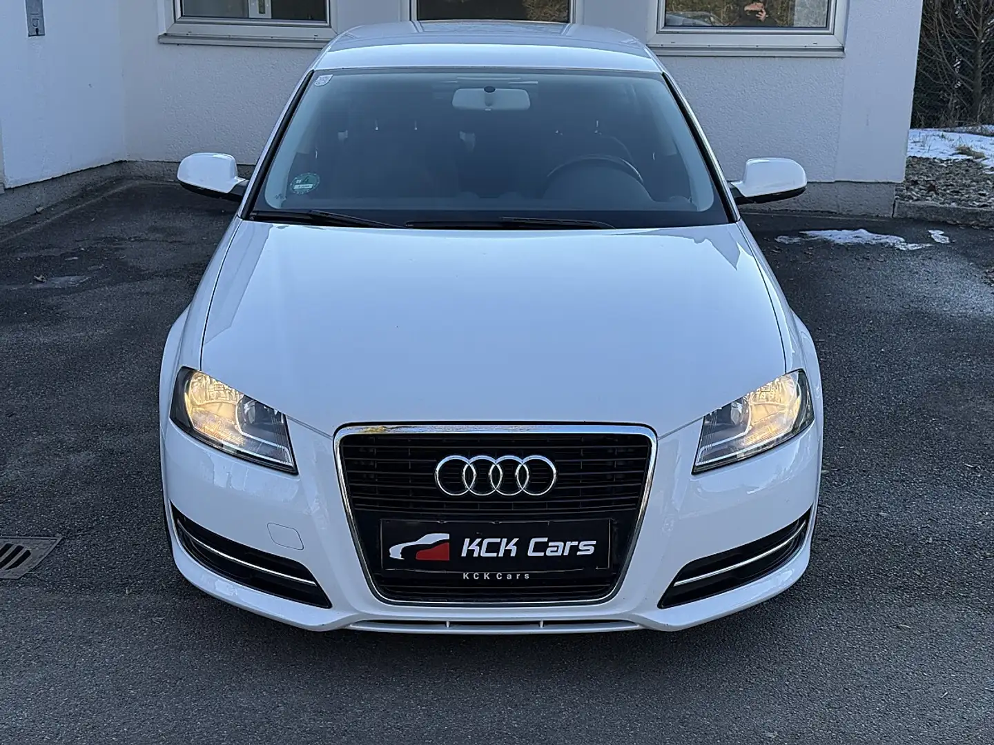Audi A3 SB Jubiläumsmodell 1,6 TDI DPF Weiß - 2
