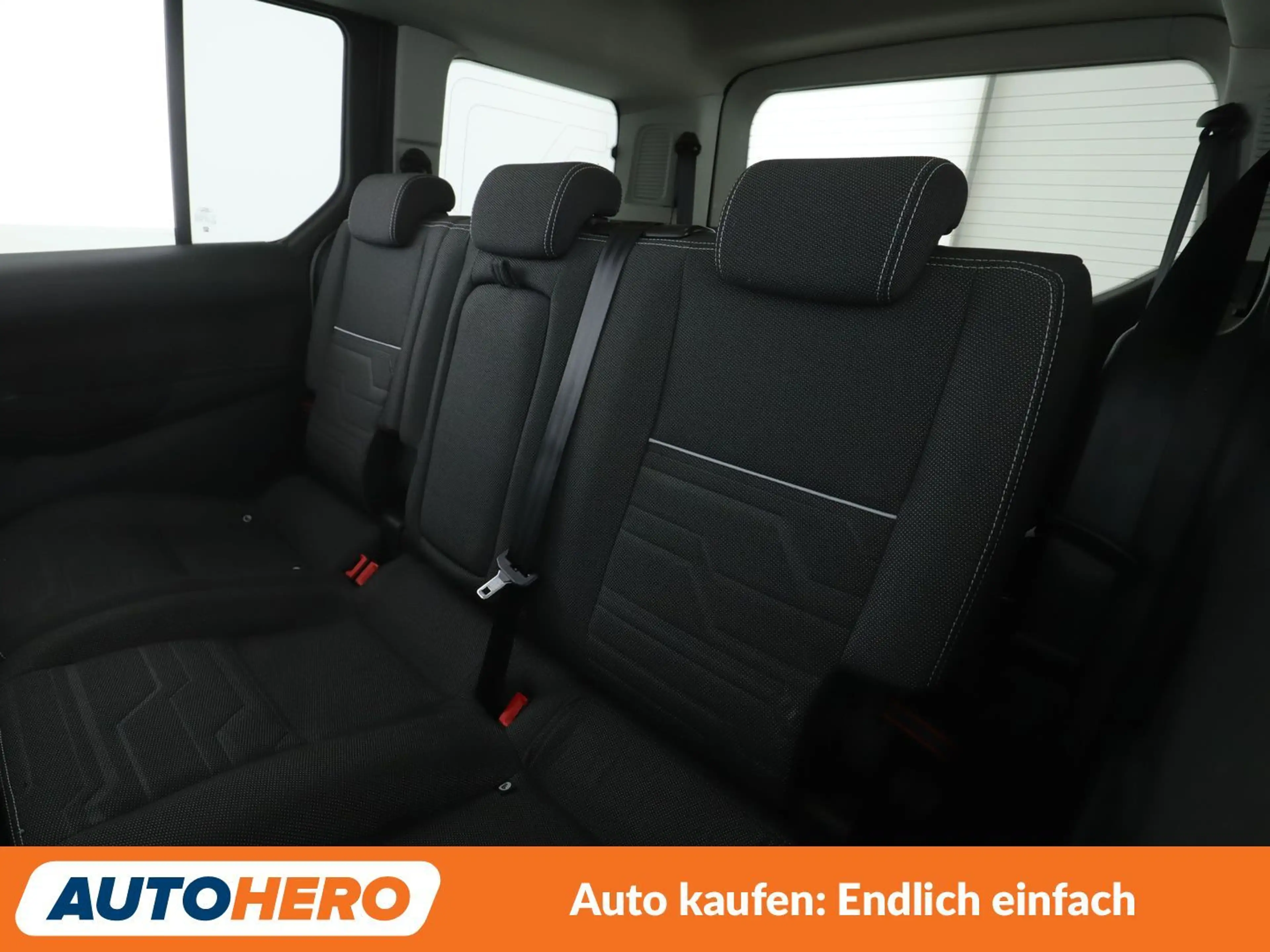 Ford Grand Tourneo 1.5 TDCi Titanium Aut.*NAVI*TEMPO*CAM*PDC*SHZ*ALU* — photo 14