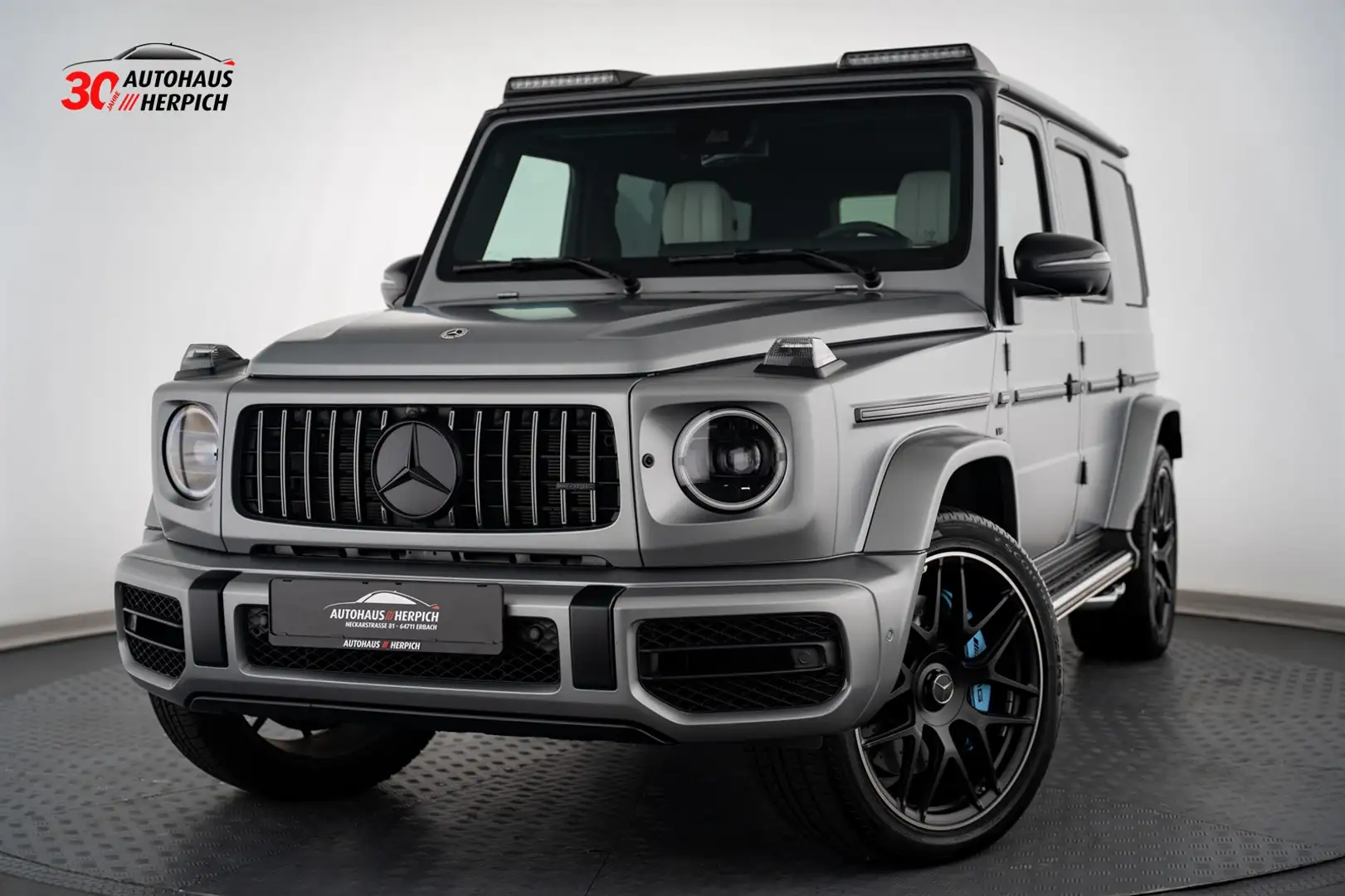 Mercedes-Benz G 63 AMG Performance Technik Night Exclusive AHK Gris - 1