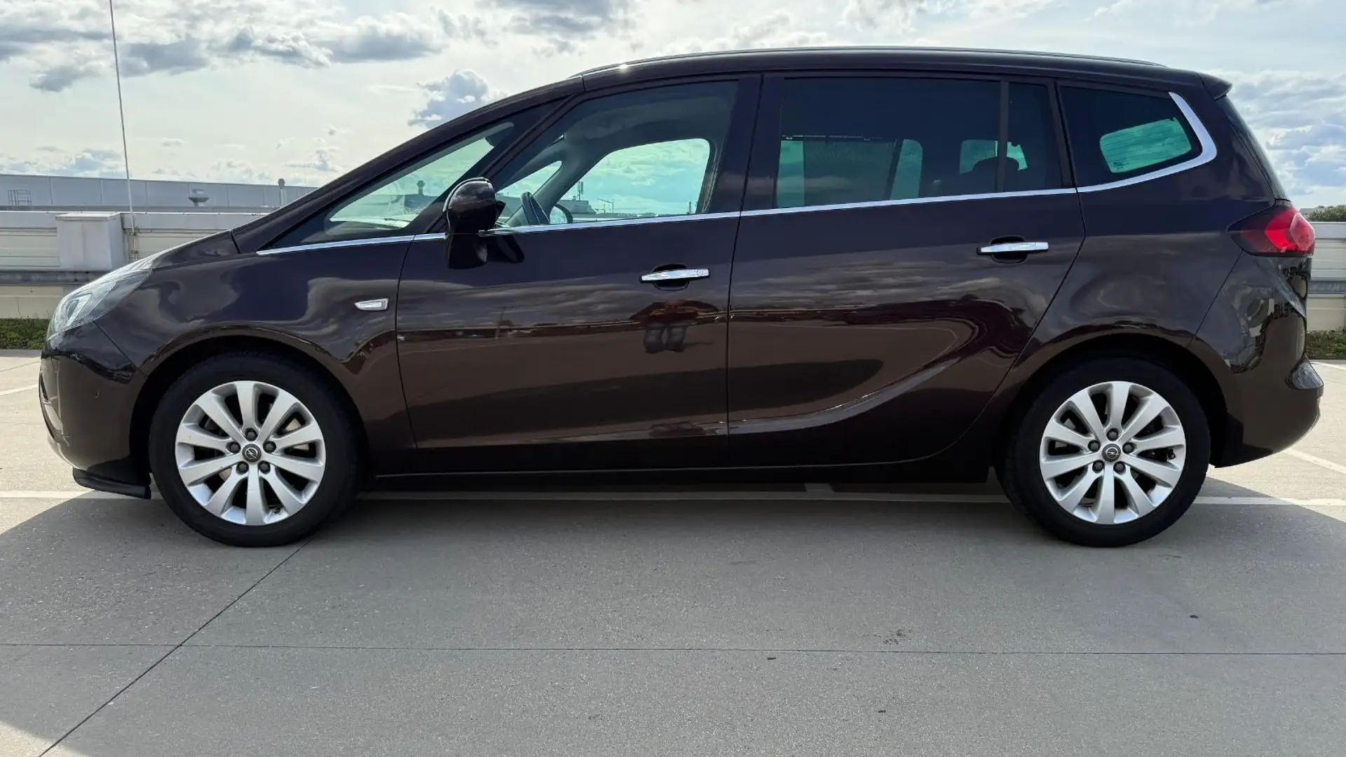 Opel Zafira Tourer 2.0 CDTI INNO*7-SITZ*LED*NAVI*SHZ* Brun - 2