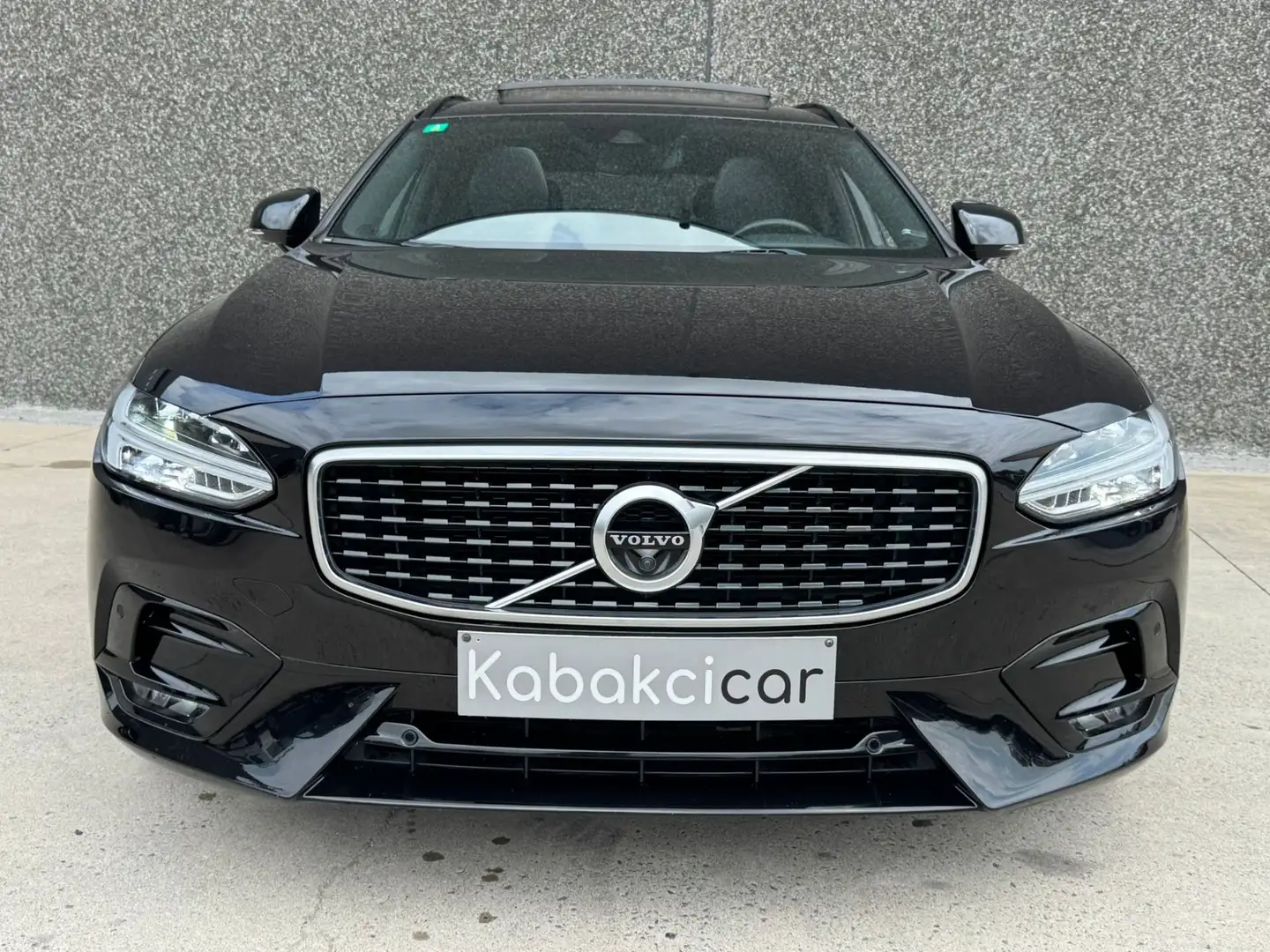 Volvo V90 V90 2.0 D4 AWD R-Design //CARPLAY//GARANTIE 12M Zwart - 2
