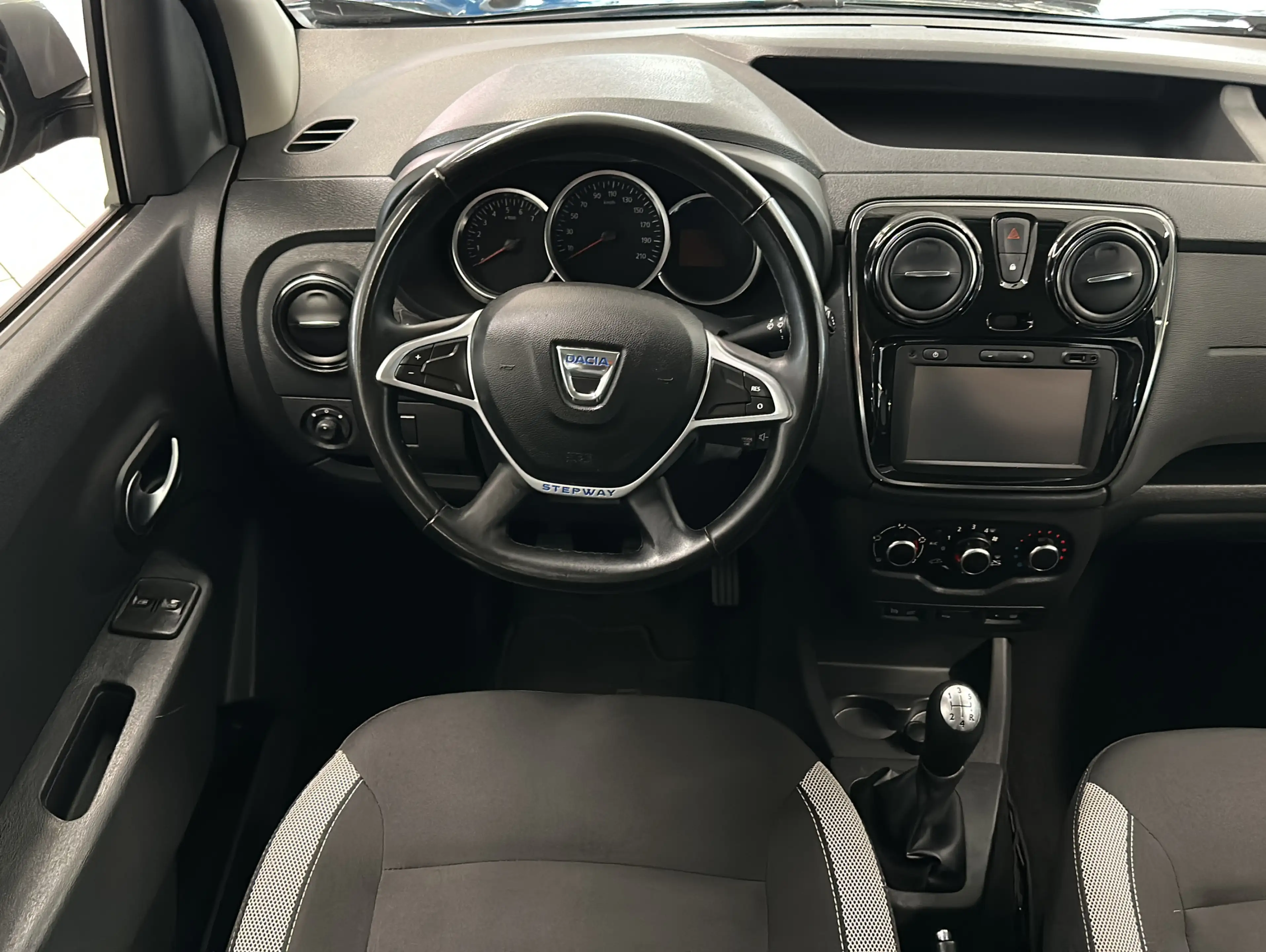 Dacia Dokker 1.6 Stepway|Klima|Navi|Tempo|BTH| — photo 10