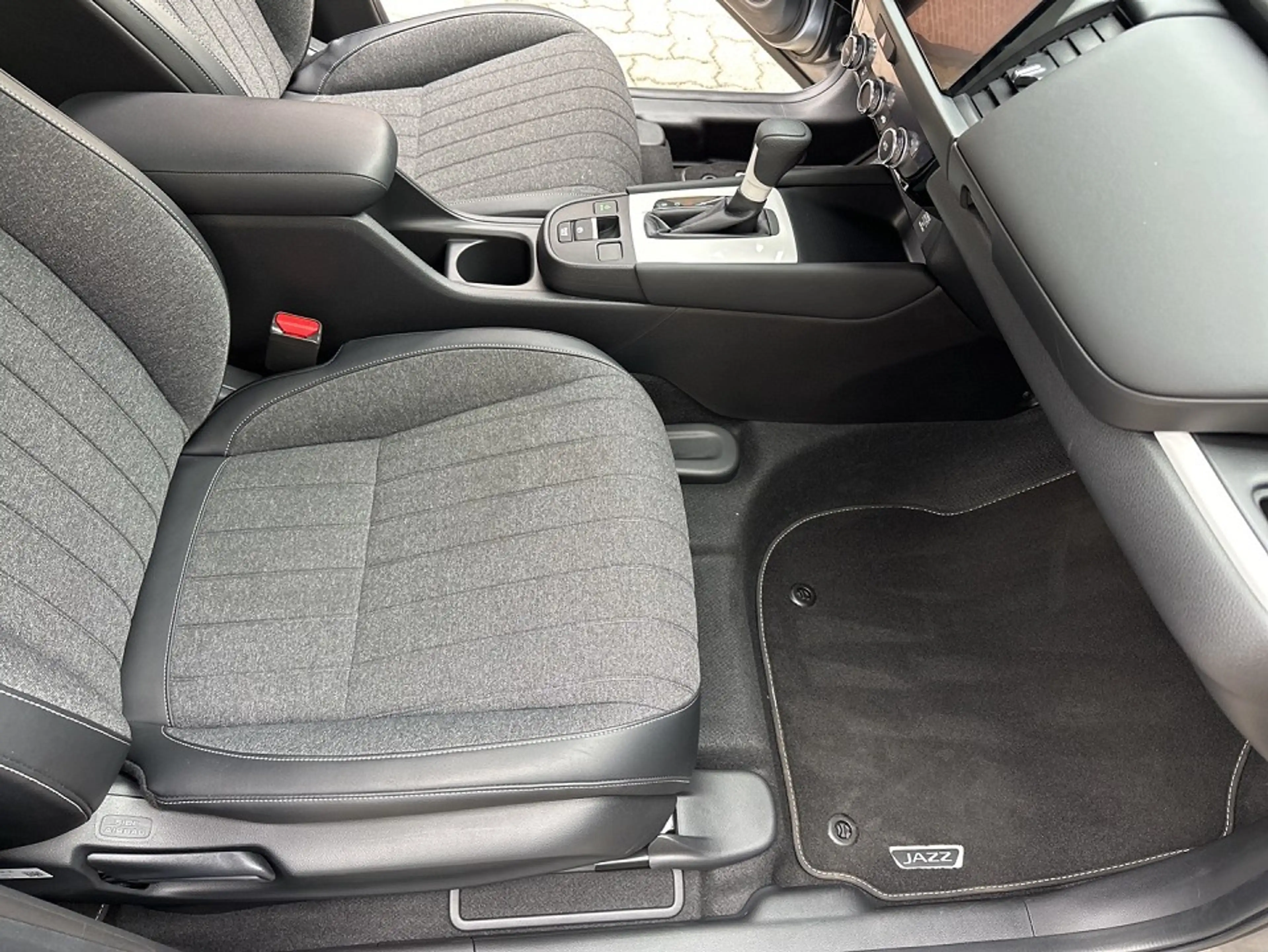 Honda Jazz Hybrid Elegance Aut. 1.5 i-MMD Hybrid Elegance — photo 15