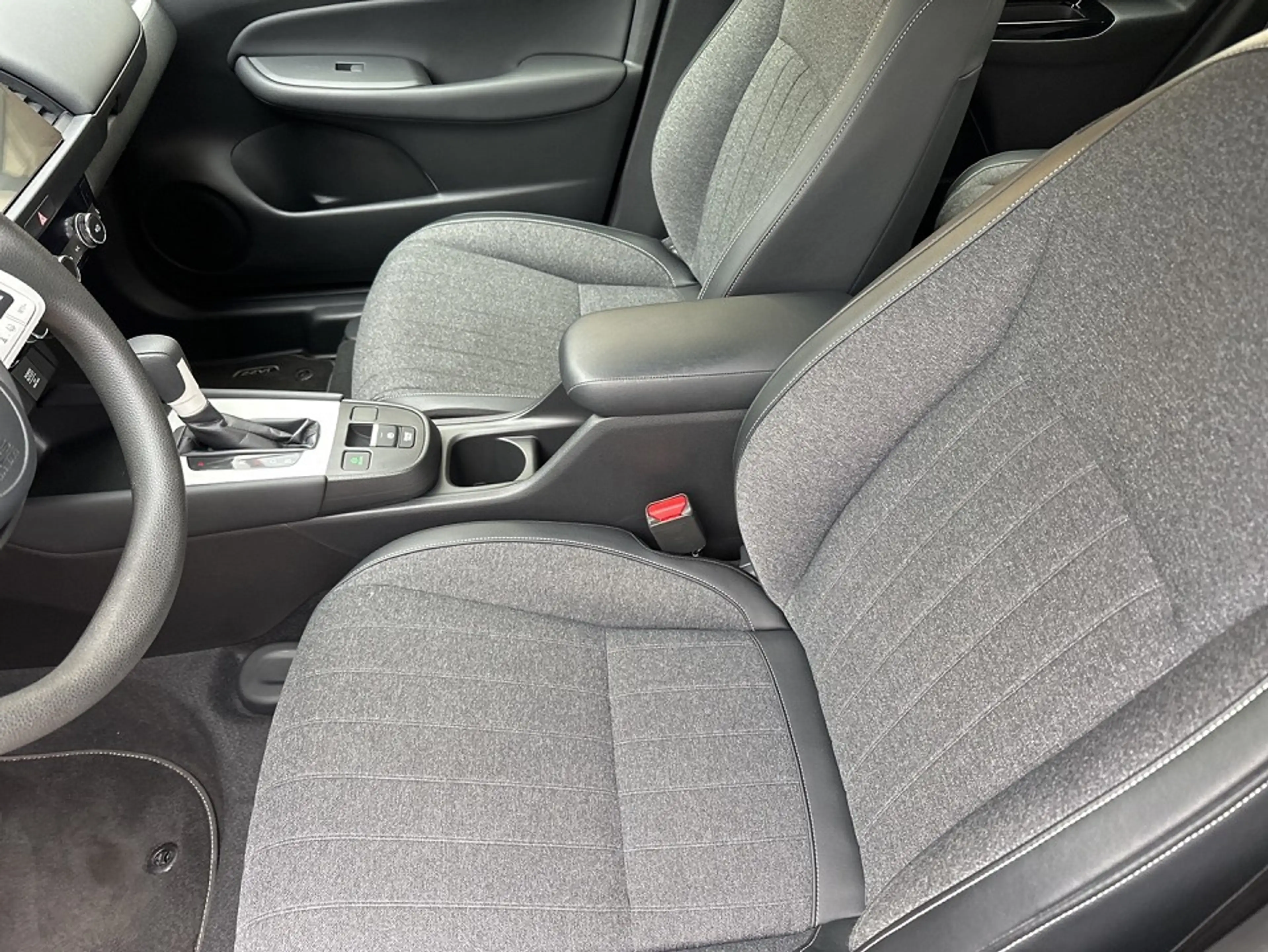 Honda Jazz Hybrid Elegance Aut. 1.5 i-MMD Hybrid Elegance — photo 9