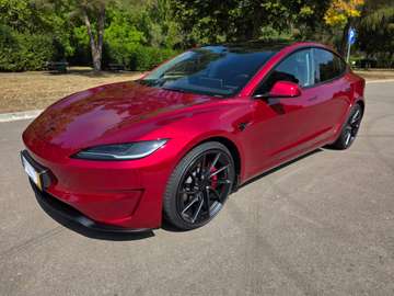 Model 3 Highland Performance + FSD inclus 7500€