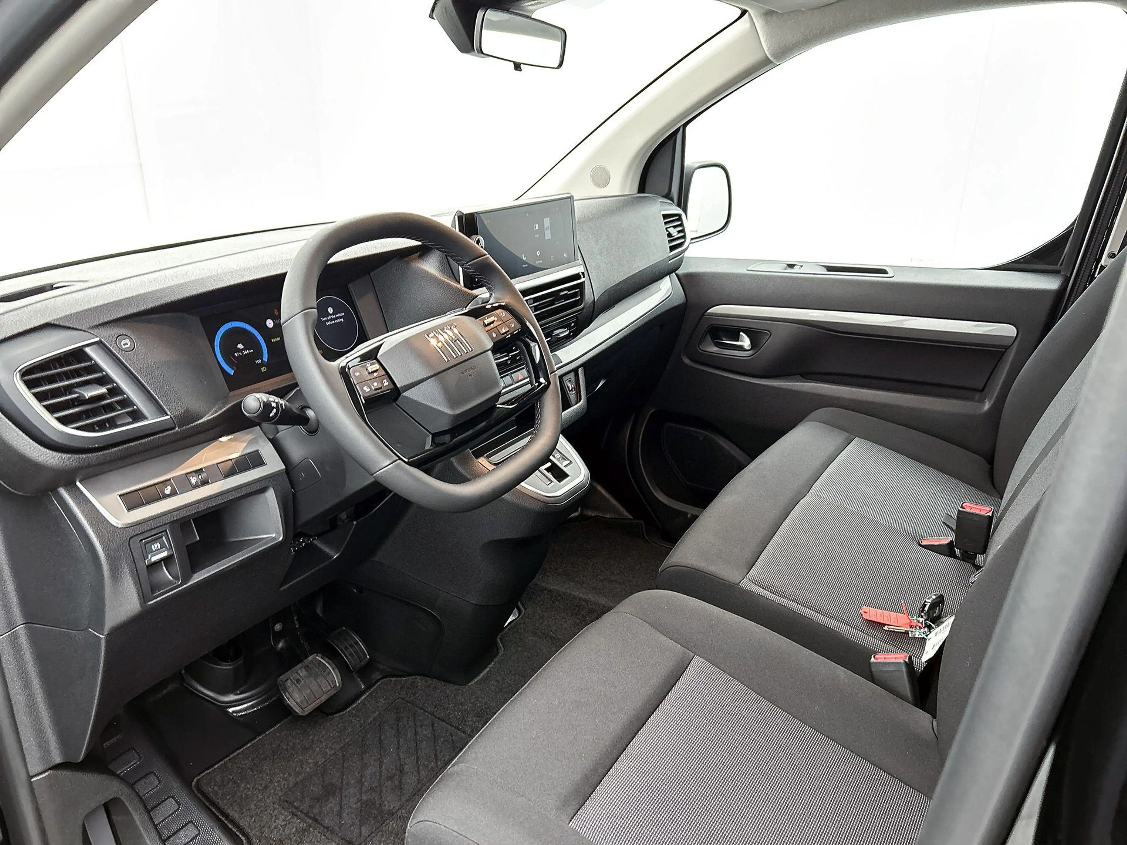Fiat Scudo e-Scudo L3 75 kWh 136pk | DEMO | Camera | Apple Ca — photo 6