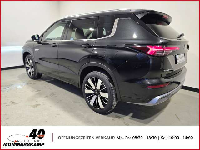 Mitsubishi Outlander 2,4 TOP+4WD Sitzhzg v&h+E-Sitze+Klimasitze+PANO+Di
