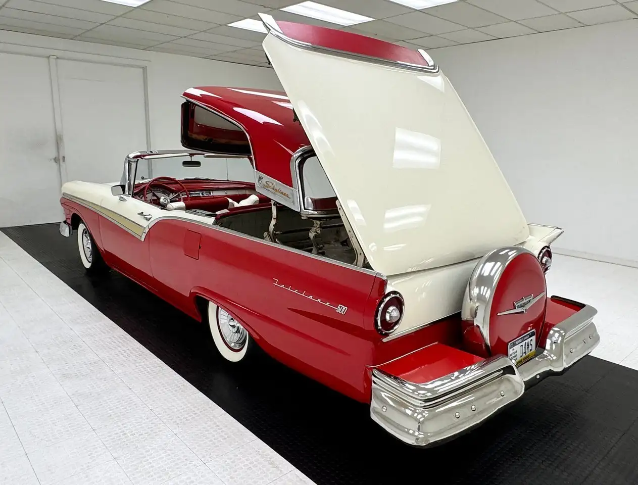 Ford Fairlane 500 Skyliner, foto 8