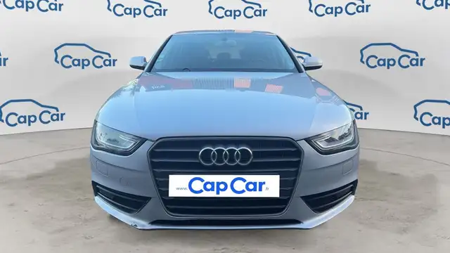 Audi A4 view 5