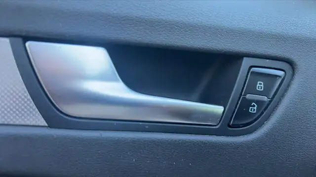 Audi A4 view 13