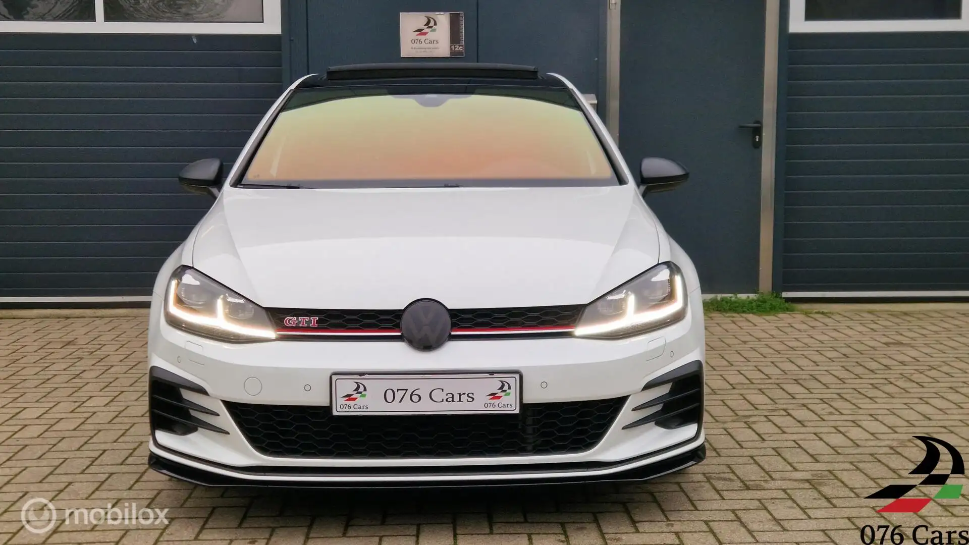 Volkswagen Golf GTI 2.0 TSI TCR 290 PK PANO NIEUWSTAAT UNIEK Weiß - 2