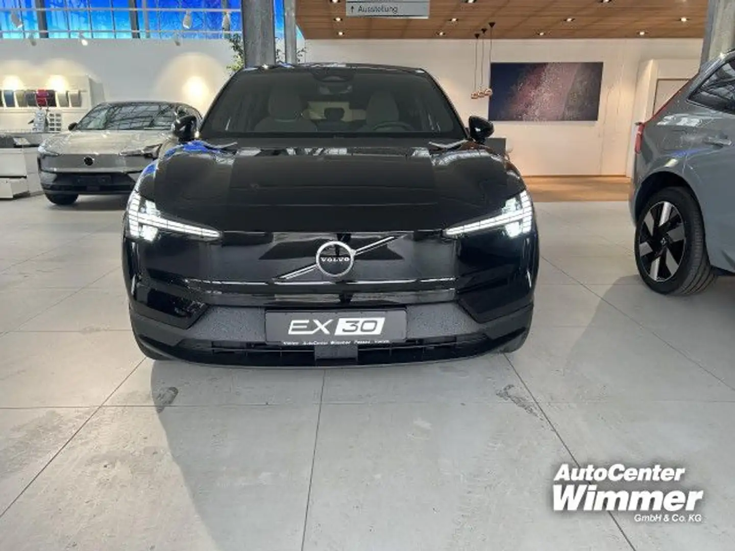 Volvo EX30 Plus Single Extended Range RWD Bluetooth Navi Schwarz - 2