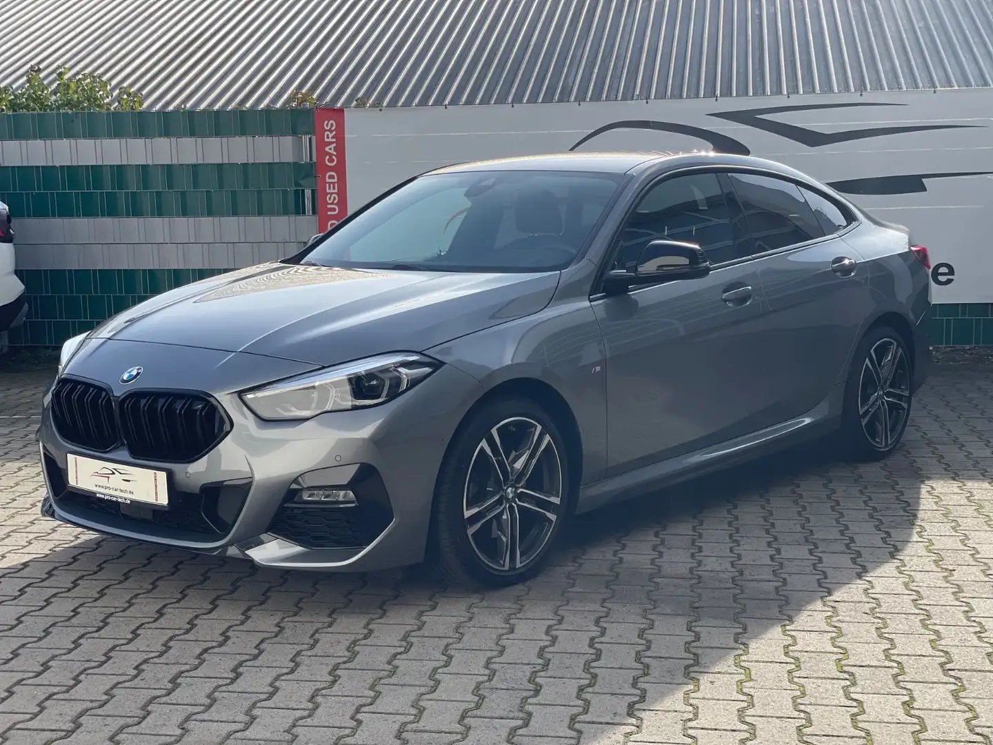 BMW 218i Gran Coupé|M-Sport|Navi|HiFi|Kamera|HeadUp| Grau - 2