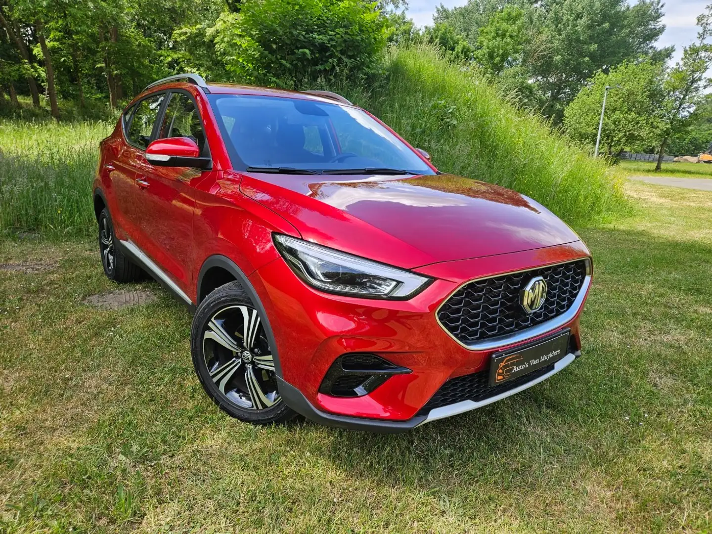 MG ZS 1.5 VTi-Tech Comfort Rouge - 1