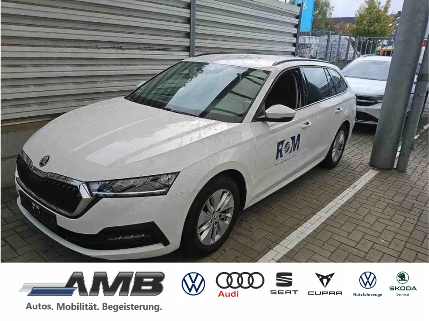 Skoda Octavia Combi Ambition 1.5 TGI AHK/LED/Nav/Sitzh Blanc - 1