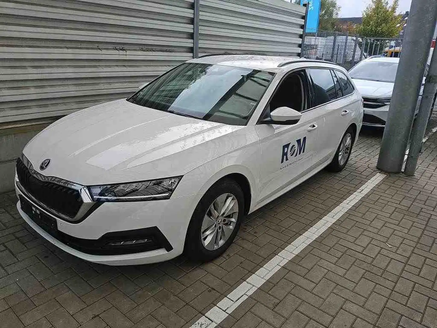 Skoda Octavia Combi Ambition 1.5 TGI AHK/LED/Nav/Sitzh Blanc - 2