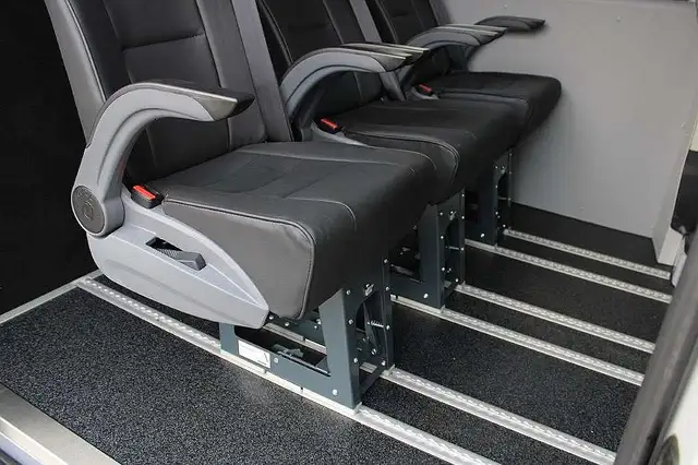 Fiat Ducato MAXI Doka L4H3 140 Aut. 5Sitze Flex Einz... Ansicht 9