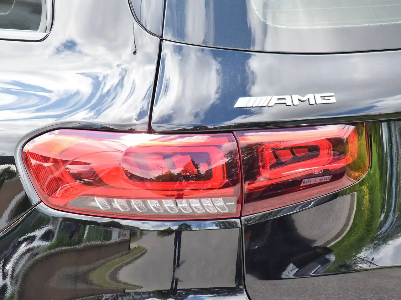 Mercedes-Benz GLB photo Mercedes-Benz GLB