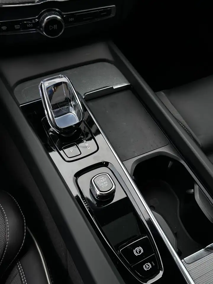 Volvo XC60 2.0 T8 Plug-in hybrid AWD Black Pano, Leer, Trekha, миниатюра 14