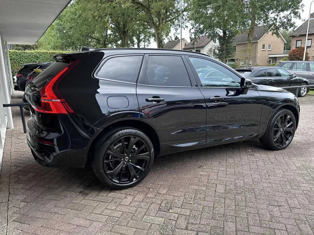 Volvo XC60 2.0 T8 Plug-in hybrid AWD Black Pano, Leer, Trekha, миниатюра 3