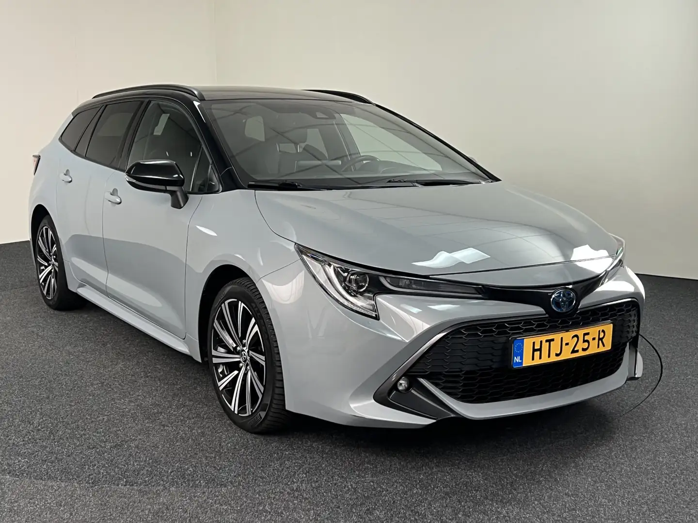 Toyota Corolla Touring Sports 1.8 Hybrid 122 PK Active Premium Ca Gris - 2