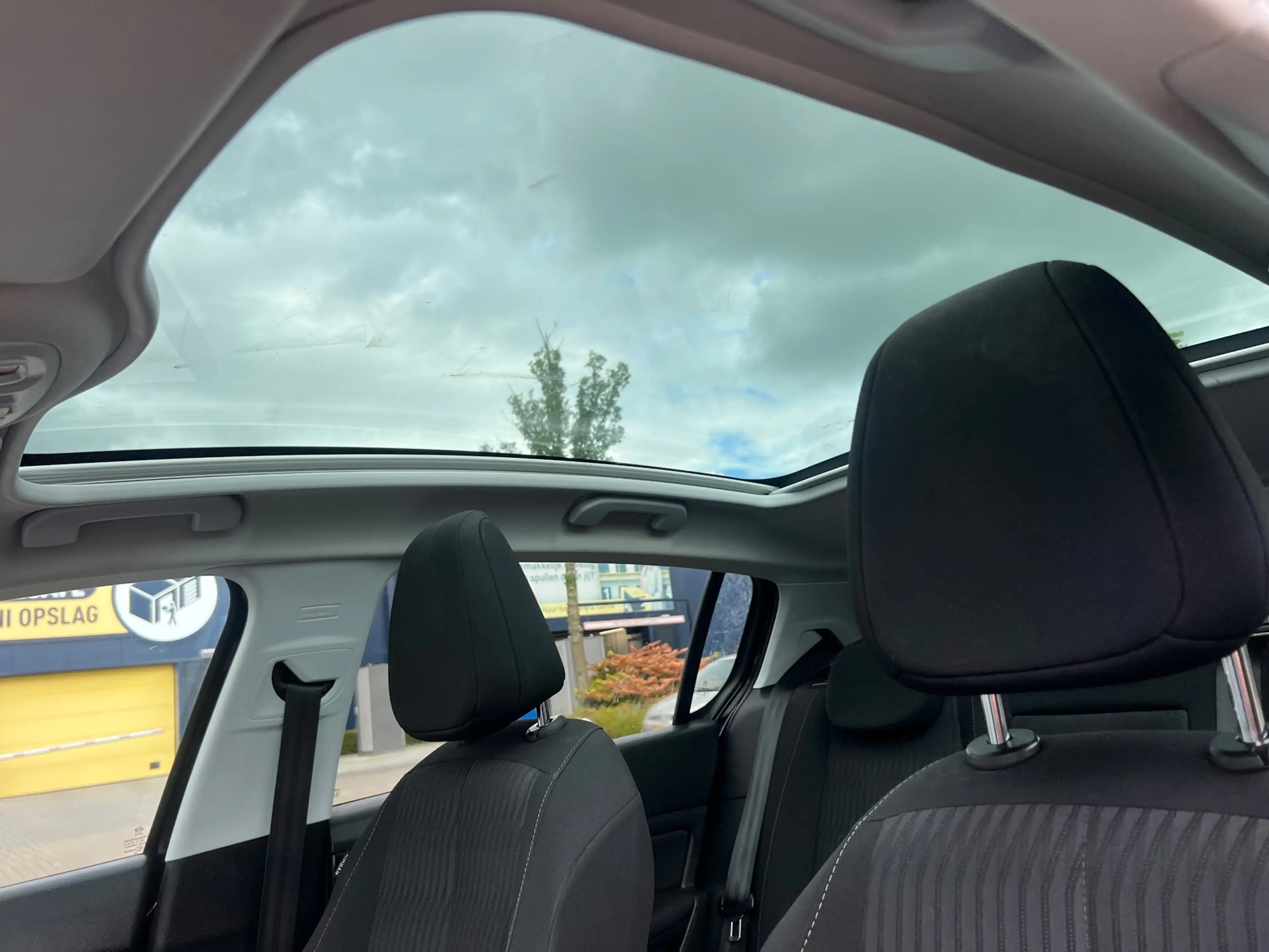 Peugeot 308 1.2 PureTech Blue Lease Executive - PANORAMA — photo 10