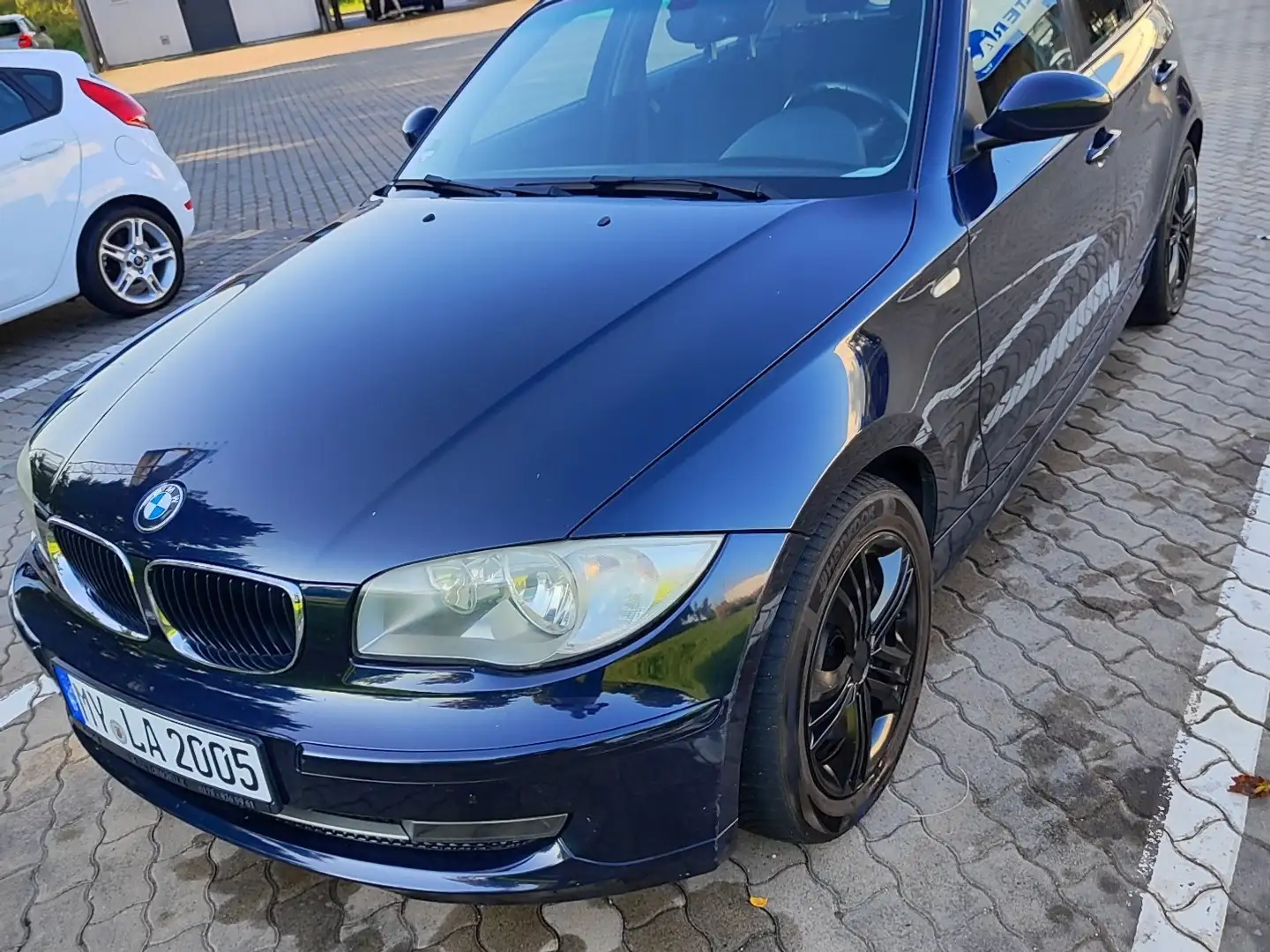 BMW 118 118i Blau - 1