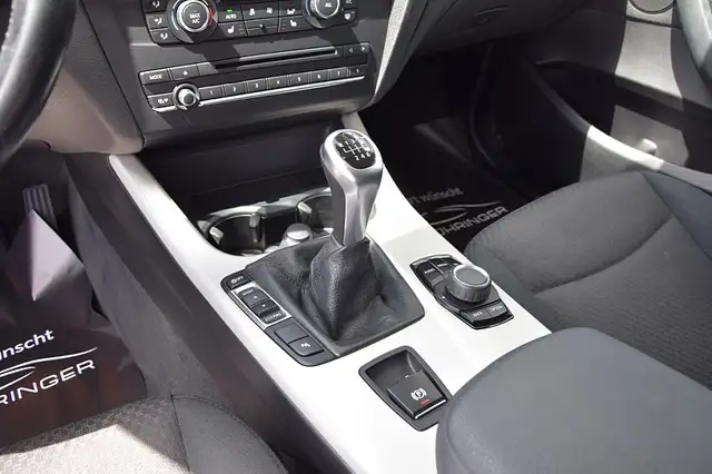 BMW X3 view 6