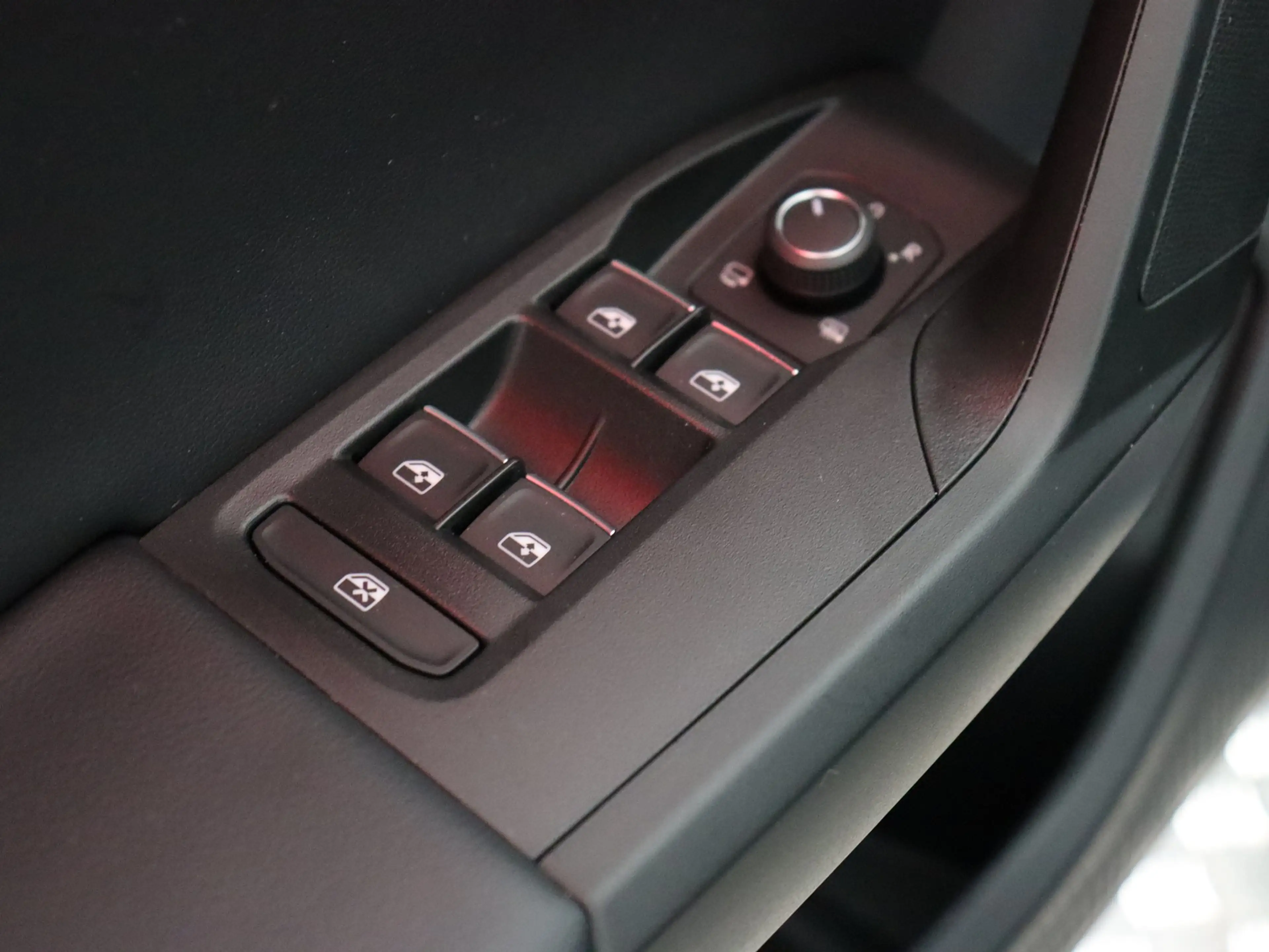 SEAT Leon e-Hybrid 1.5 TSI FR PHEV First Edition (NL-Auto / ACC / Cam — photo 11