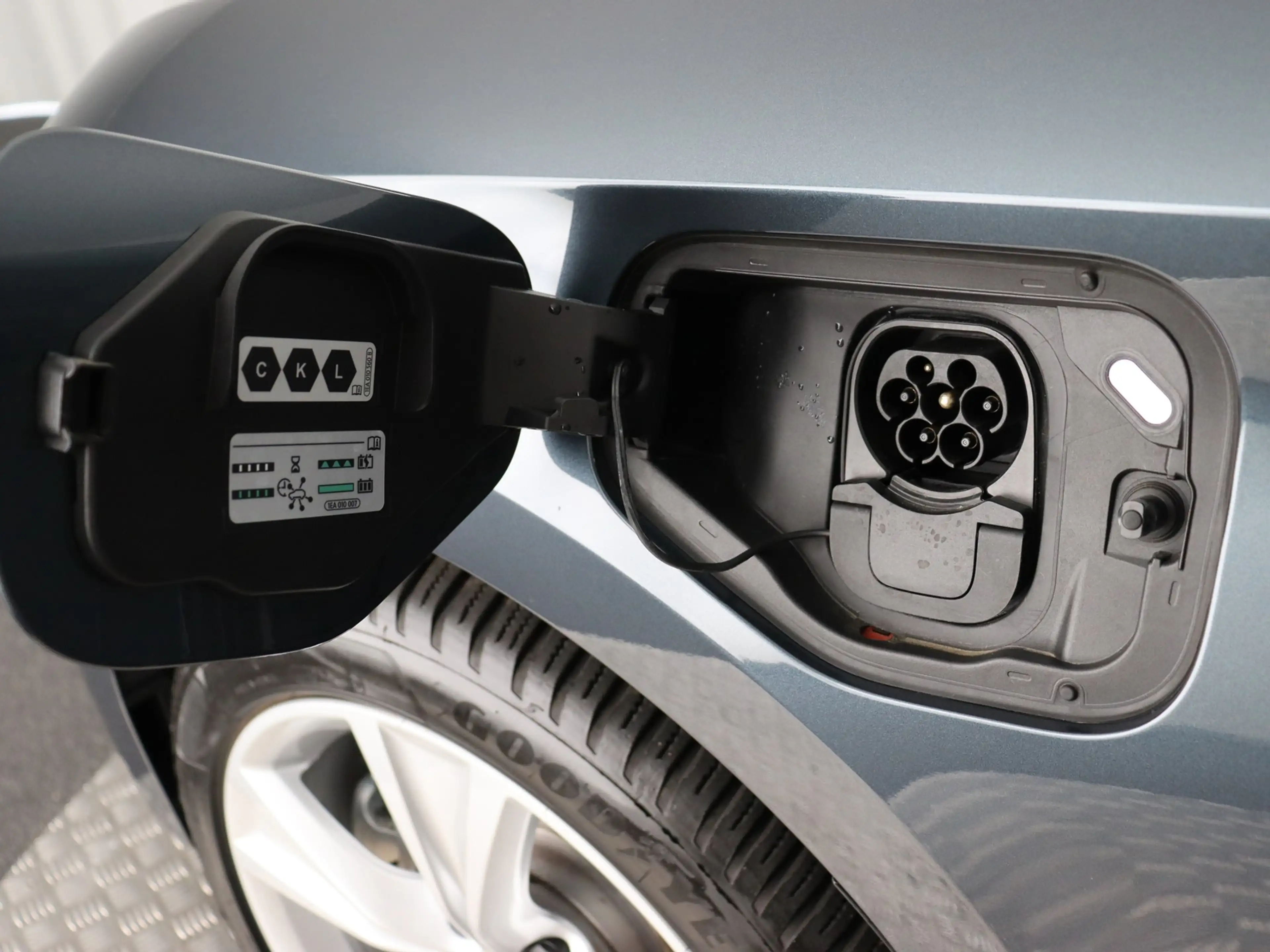 SEAT Leon e-Hybrid 1.5 TSI FR PHEV First Edition (NL-Auto / ACC / Cam — photo 7