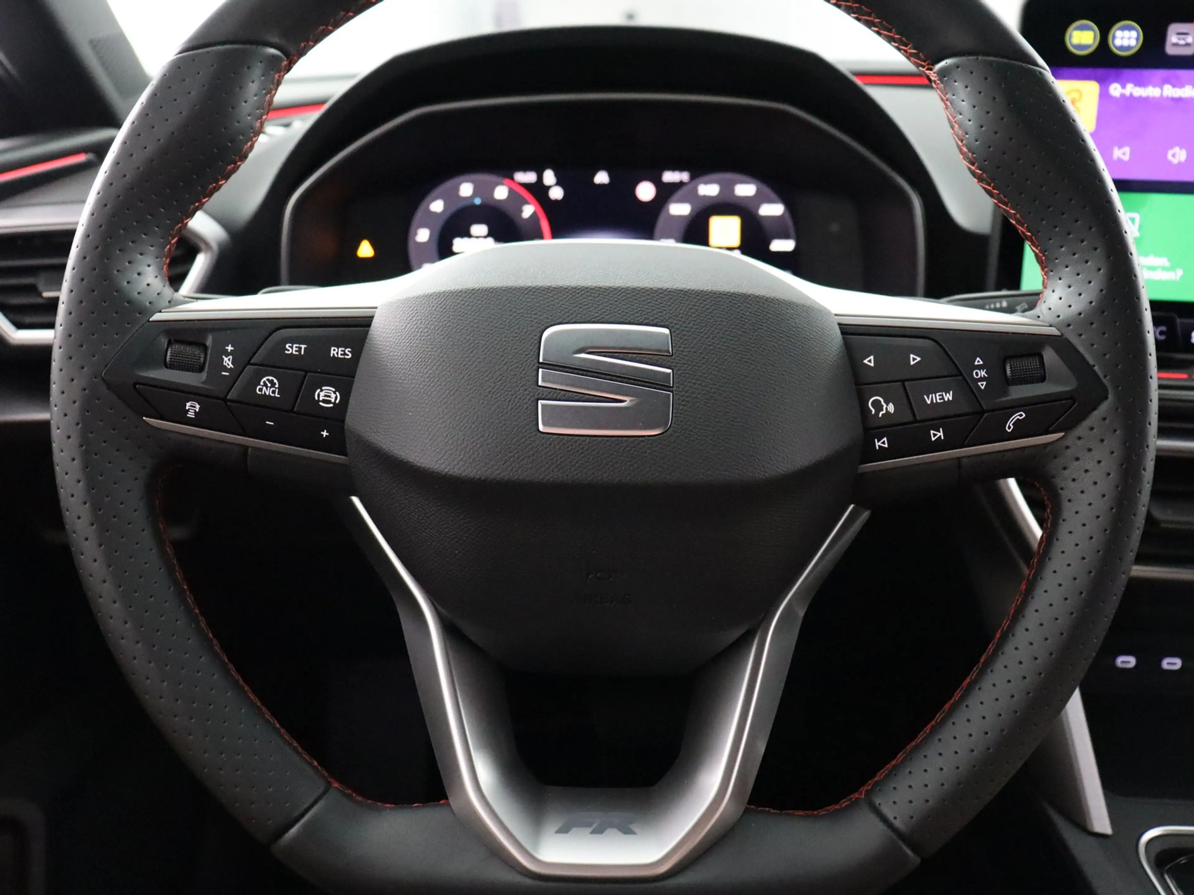 SEAT Leon e-Hybrid 1.5 TSI FR PHEV First Edition (NL-Auto / ACC / Cam — photo 13
