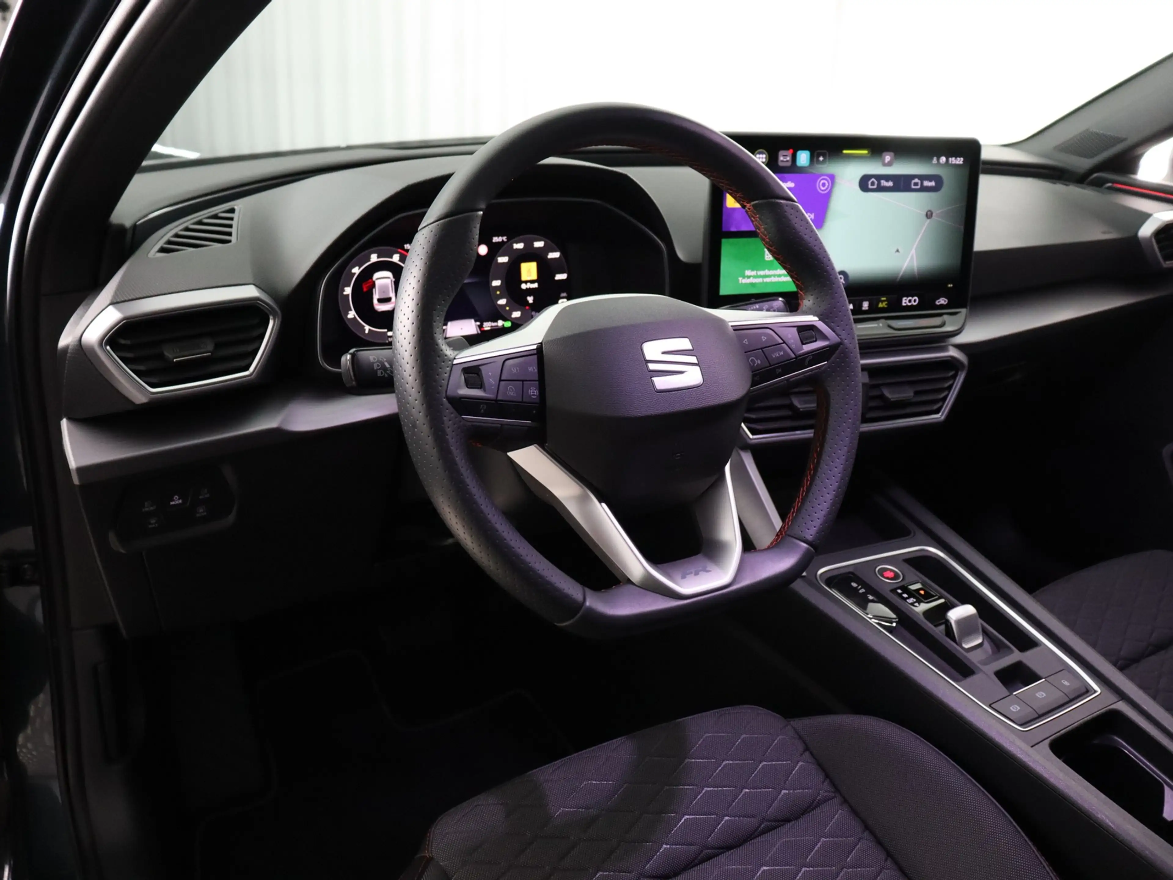 SEAT Leon e-Hybrid 1.5 TSI FR PHEV First Edition (NL-Auto / ACC / Cam — photo 3