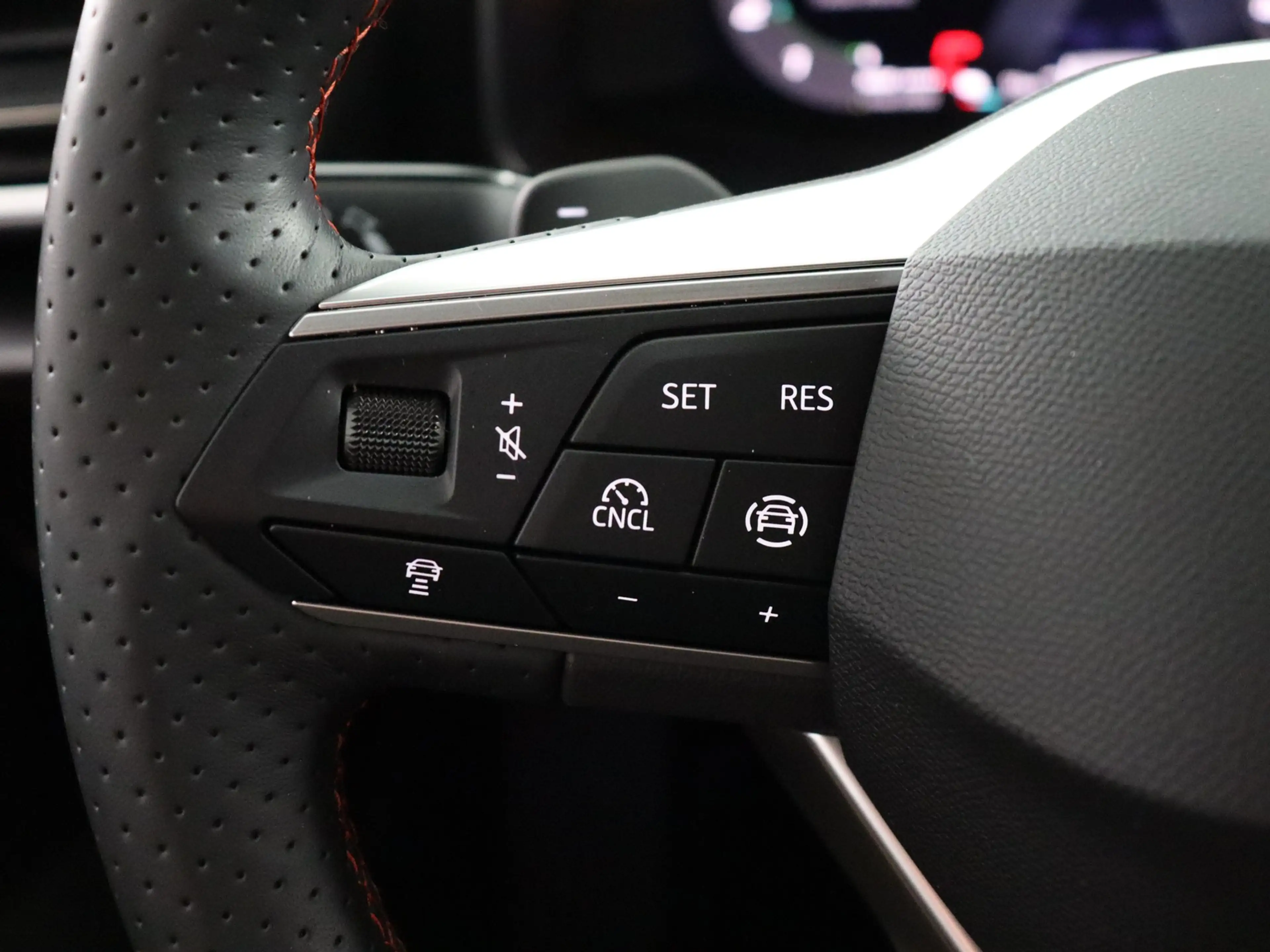 SEAT Leon e-Hybrid 1.5 TSI FR PHEV First Edition (NL-Auto / ACC / Cam — photo 14