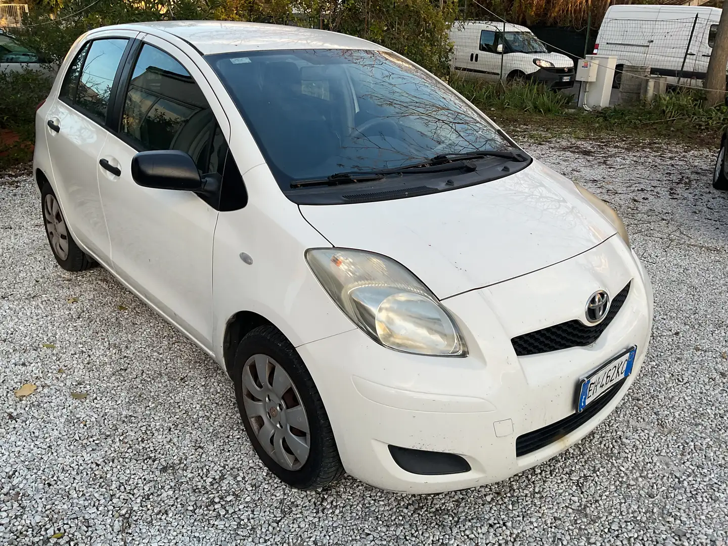 Toyota Yaris 1.0 5 porte - 1