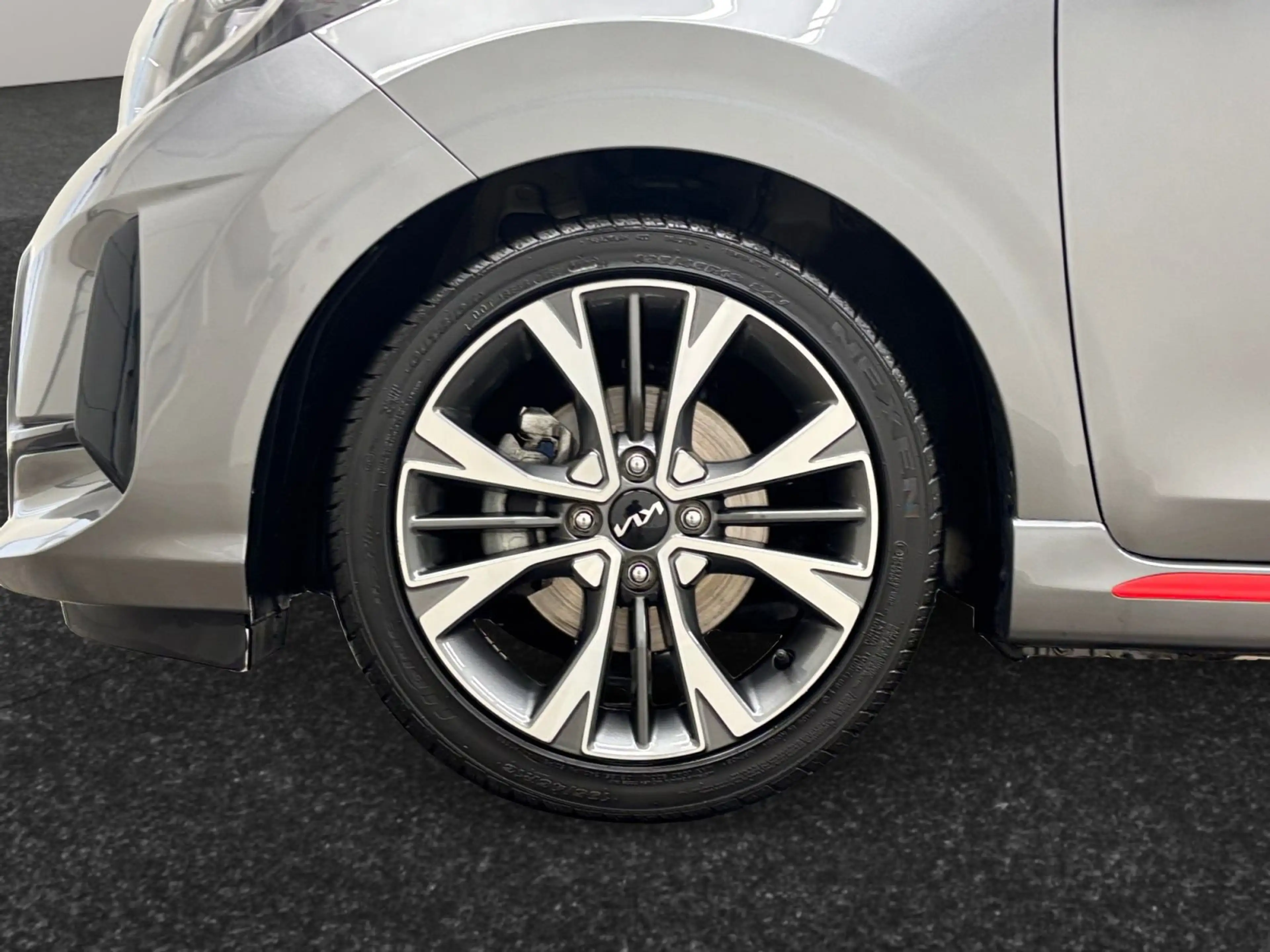 Kia Picanto 1.2MPI 85PK  ISG GT Line — photo 5