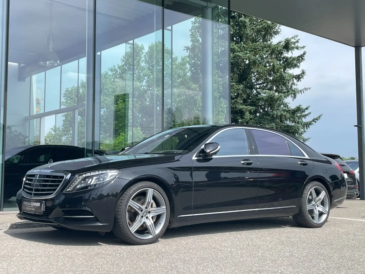 Mercedes-Benz S 500 4MATIC Limousine (langer Radstand) el.Heck Schwarz - 2
