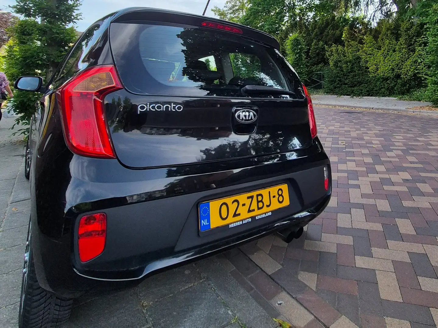 Kia Picanto Picanto 1.0 CVVT Černá - 2