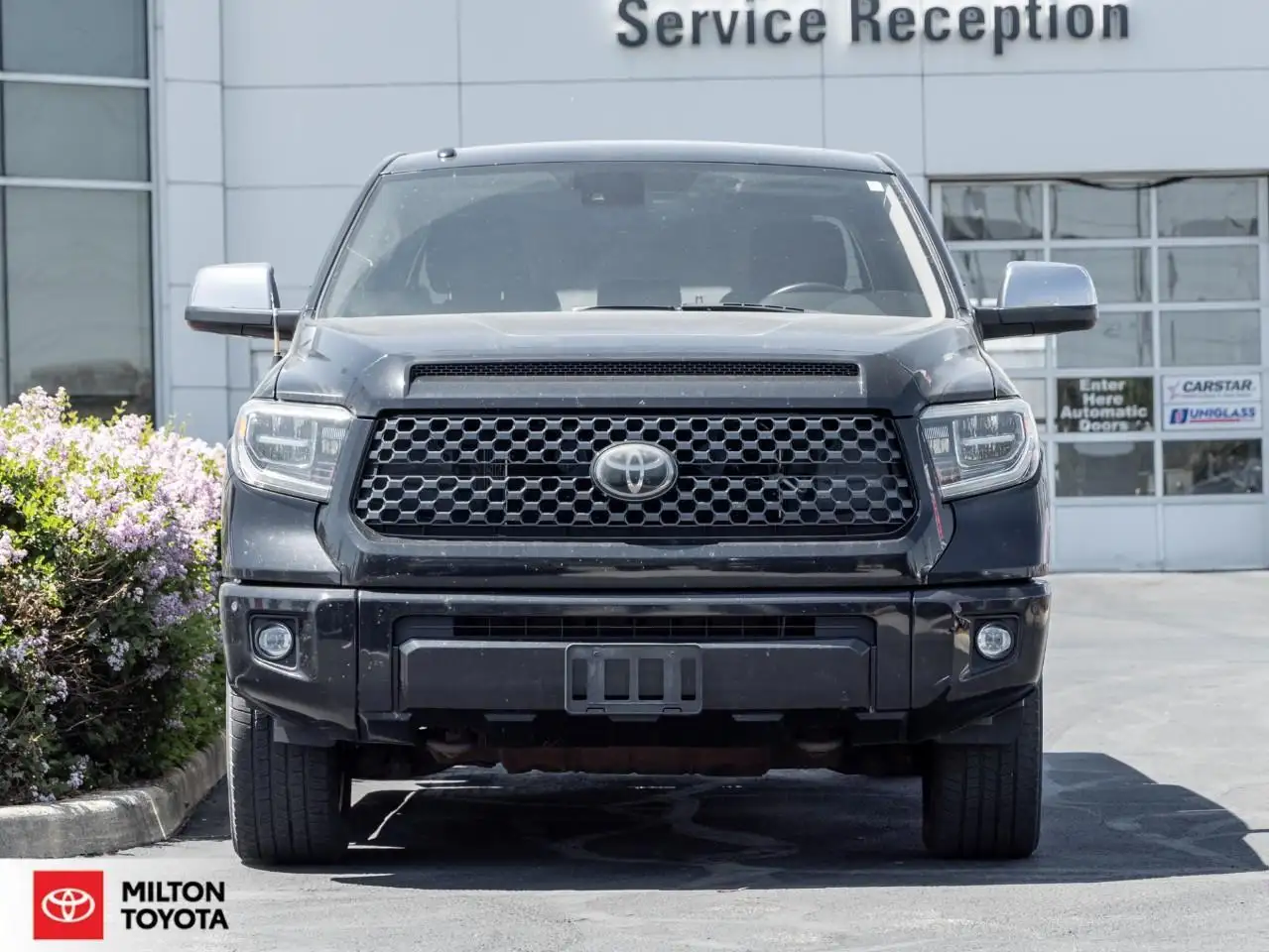 Toyota Tundra снимка Toyota Tundra