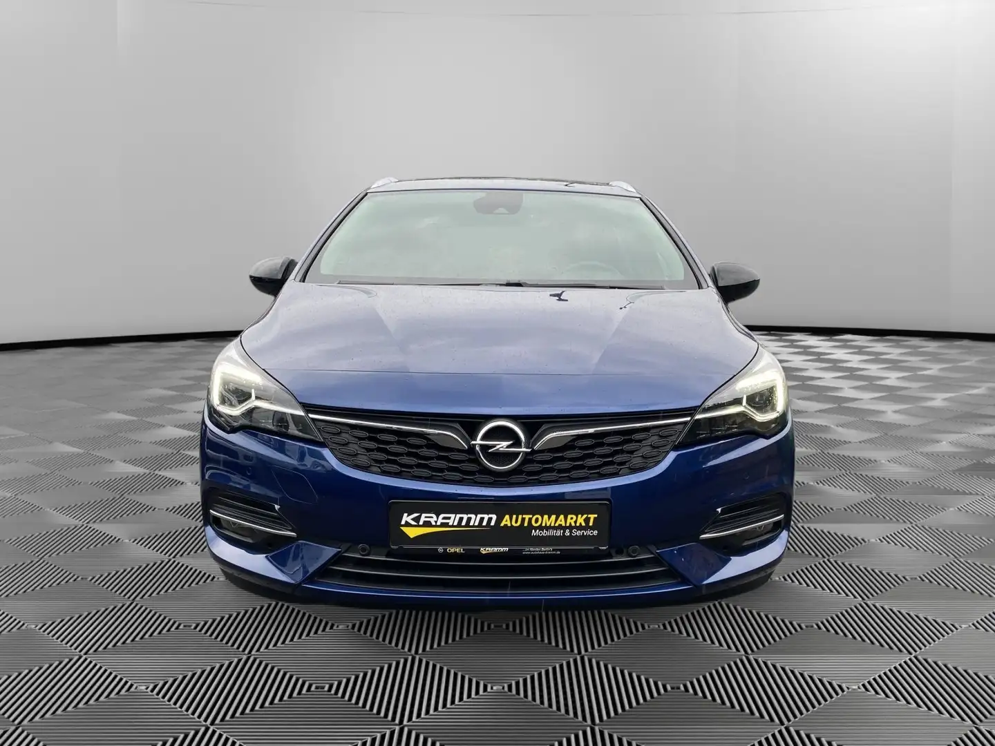 Opel Astra Sports Tourer ELEGANCE 1.2 Blue - 2