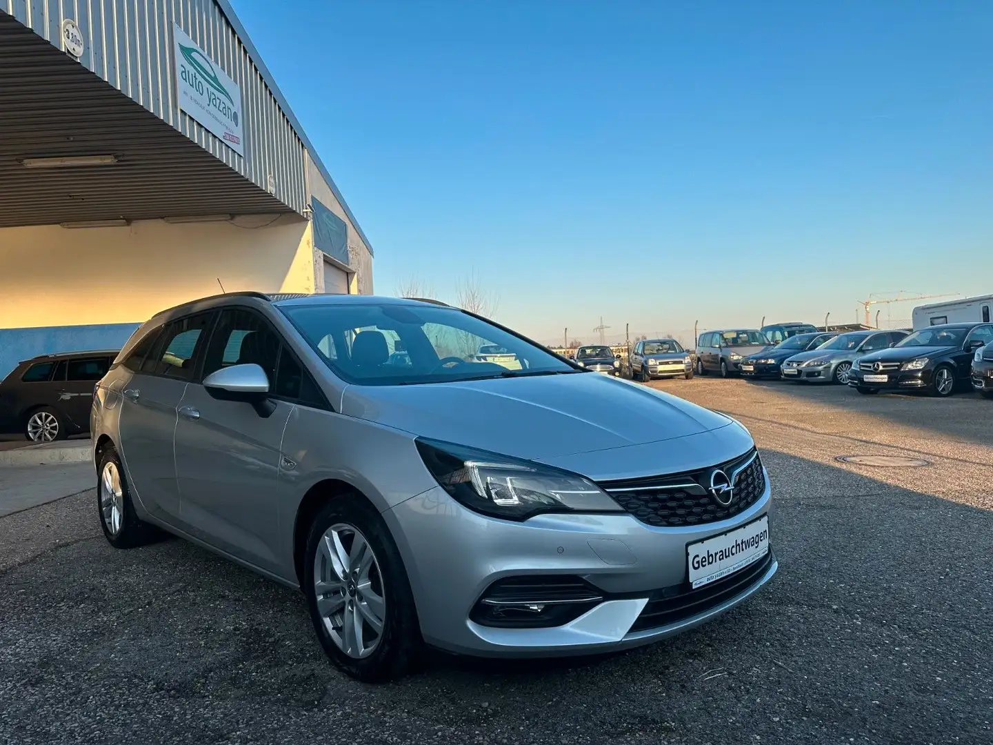 Opel Astra K Sports Tourer Business 1.Hand/LED/NAVI Argento - 2