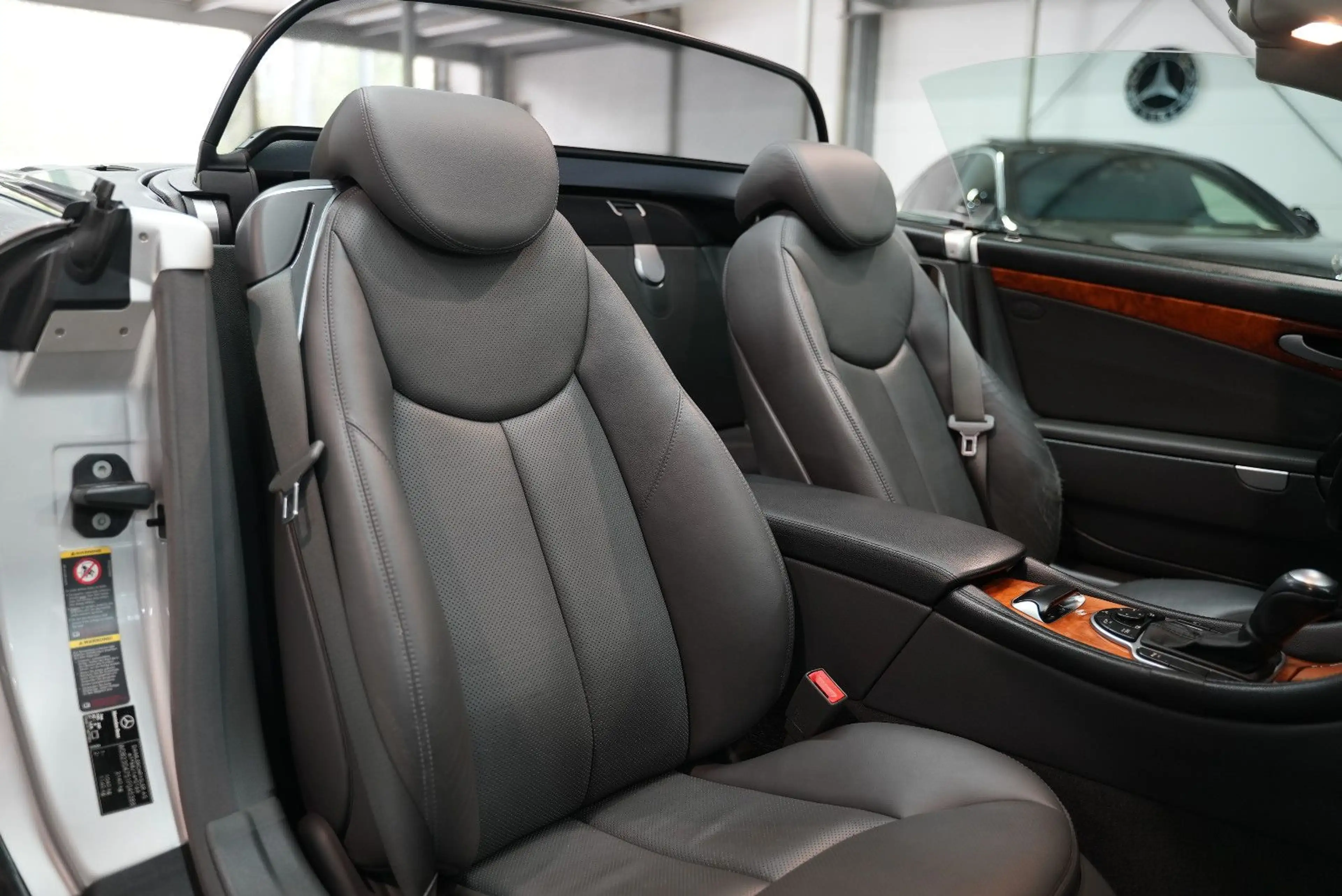 Mercedes-Benz SL 500 *2.HAND*SCHECKHEFT*AIRMATIC*MEMORY*SITZBEL — photo 12